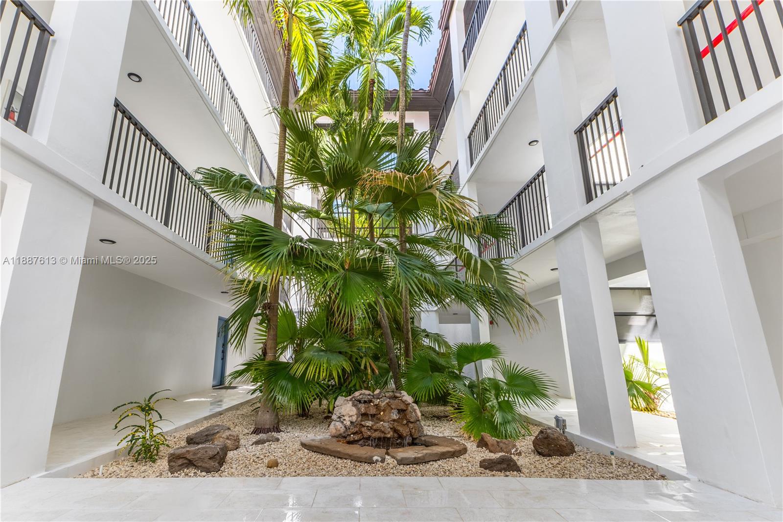 image Ocean Village Condo2