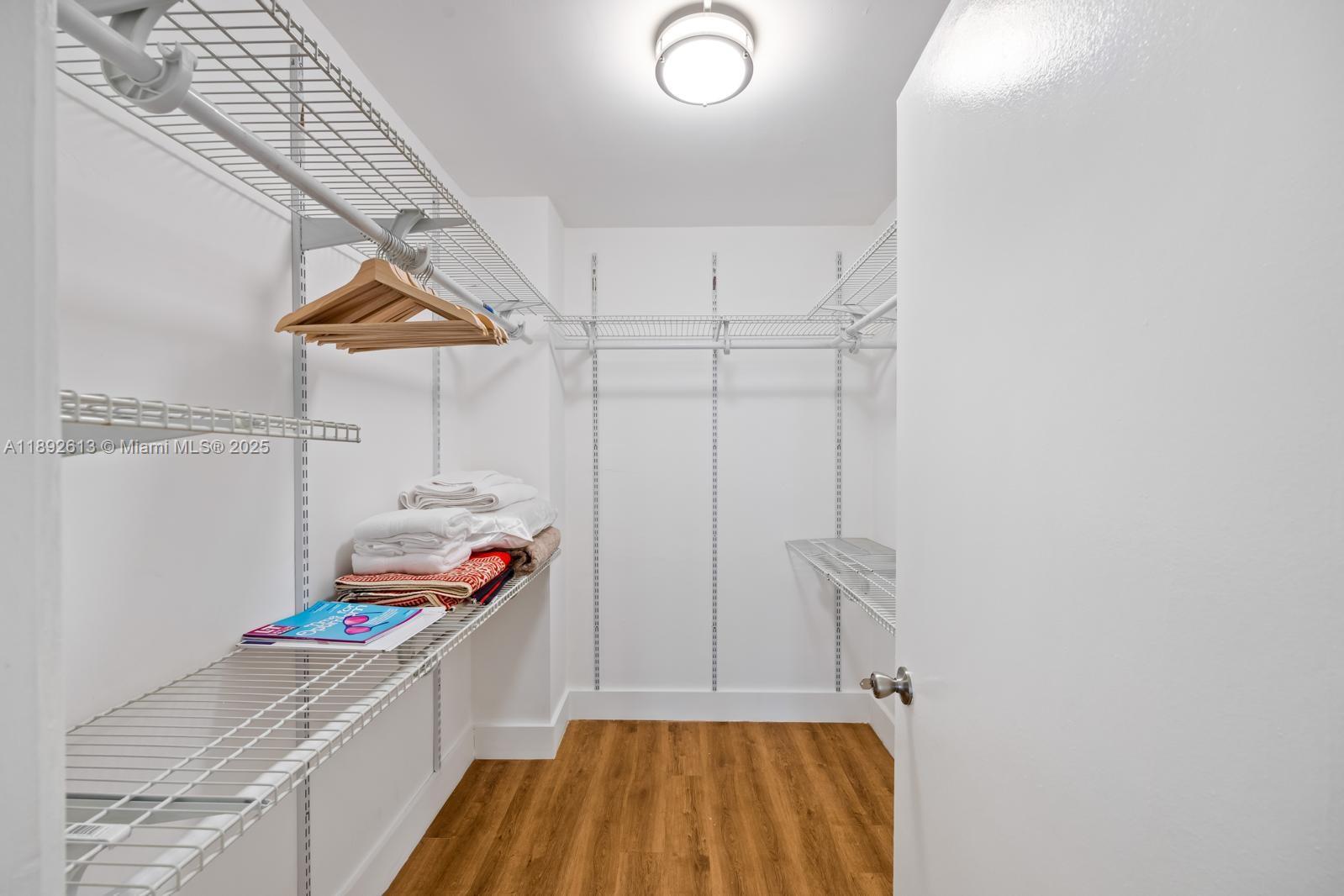 1440 Brickell Bay Dr #307 Miami, FL 33131