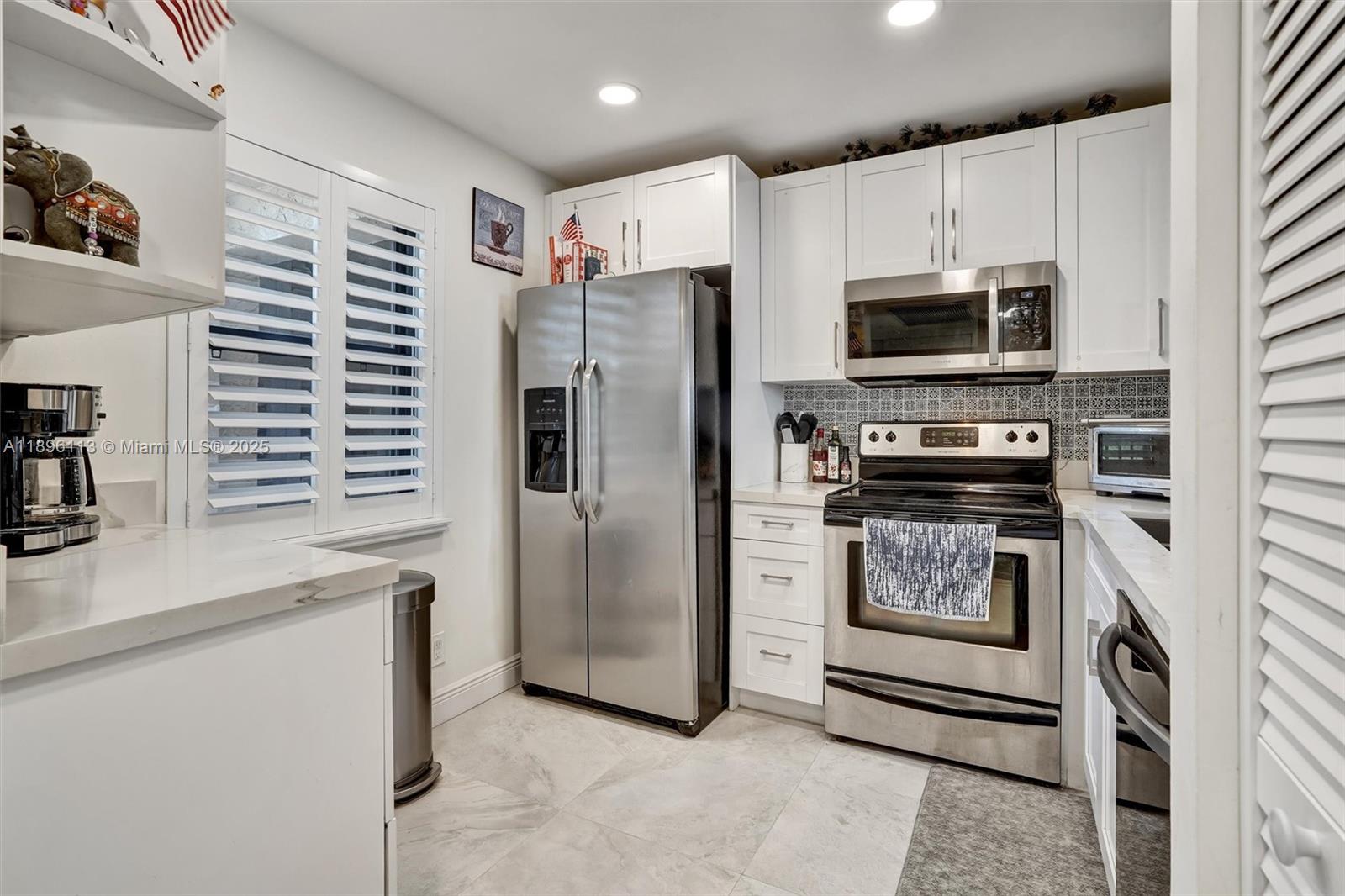 10401 W Broward Blvd #205