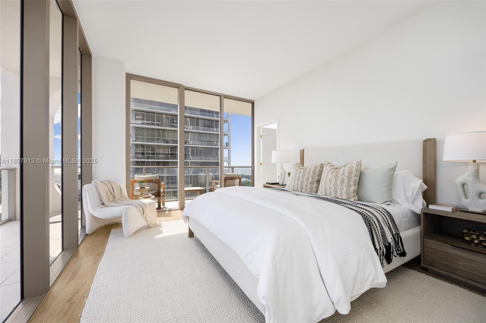 2678 Tigertail Ave #1706 Coconut Grove, FL 33133