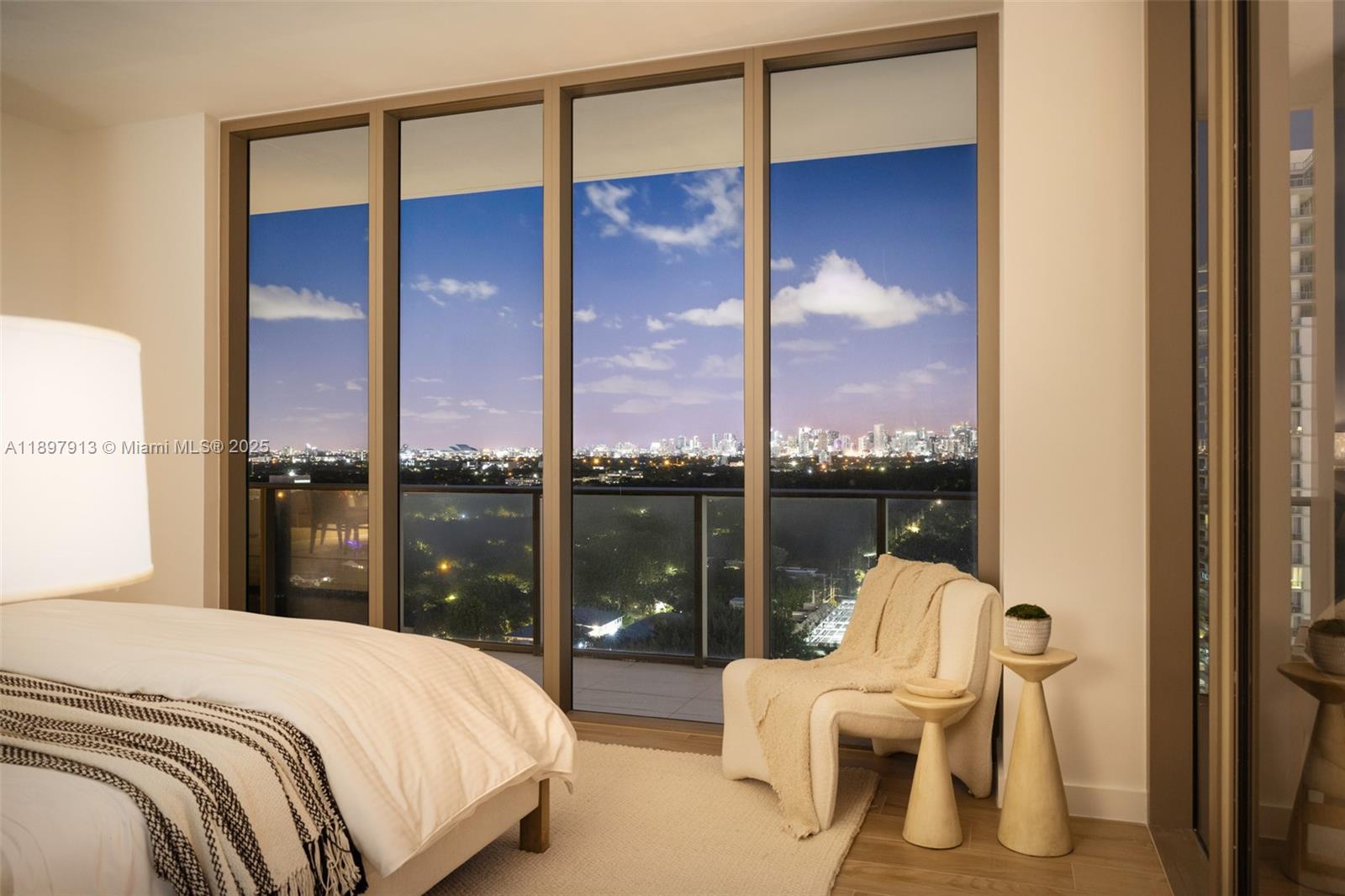 2678 Tigertail Ave #1706 Coconut Grove, FL 33133