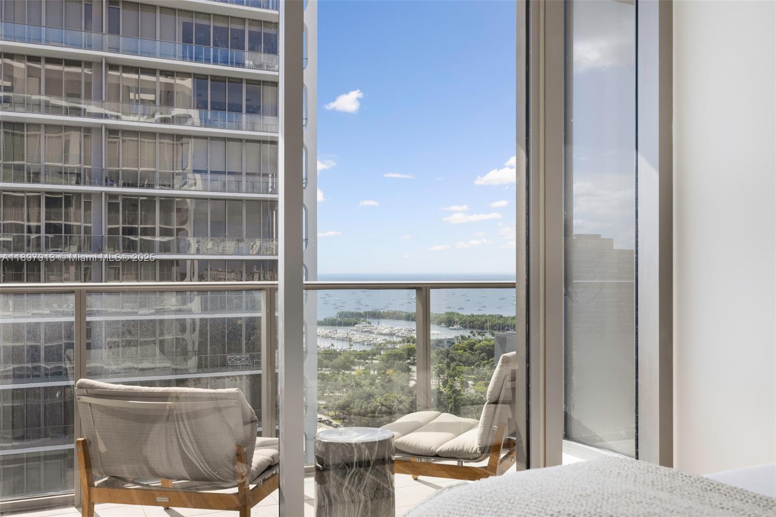 2678 Tigertail Ave #1706 Coconut Grove, FL 33133