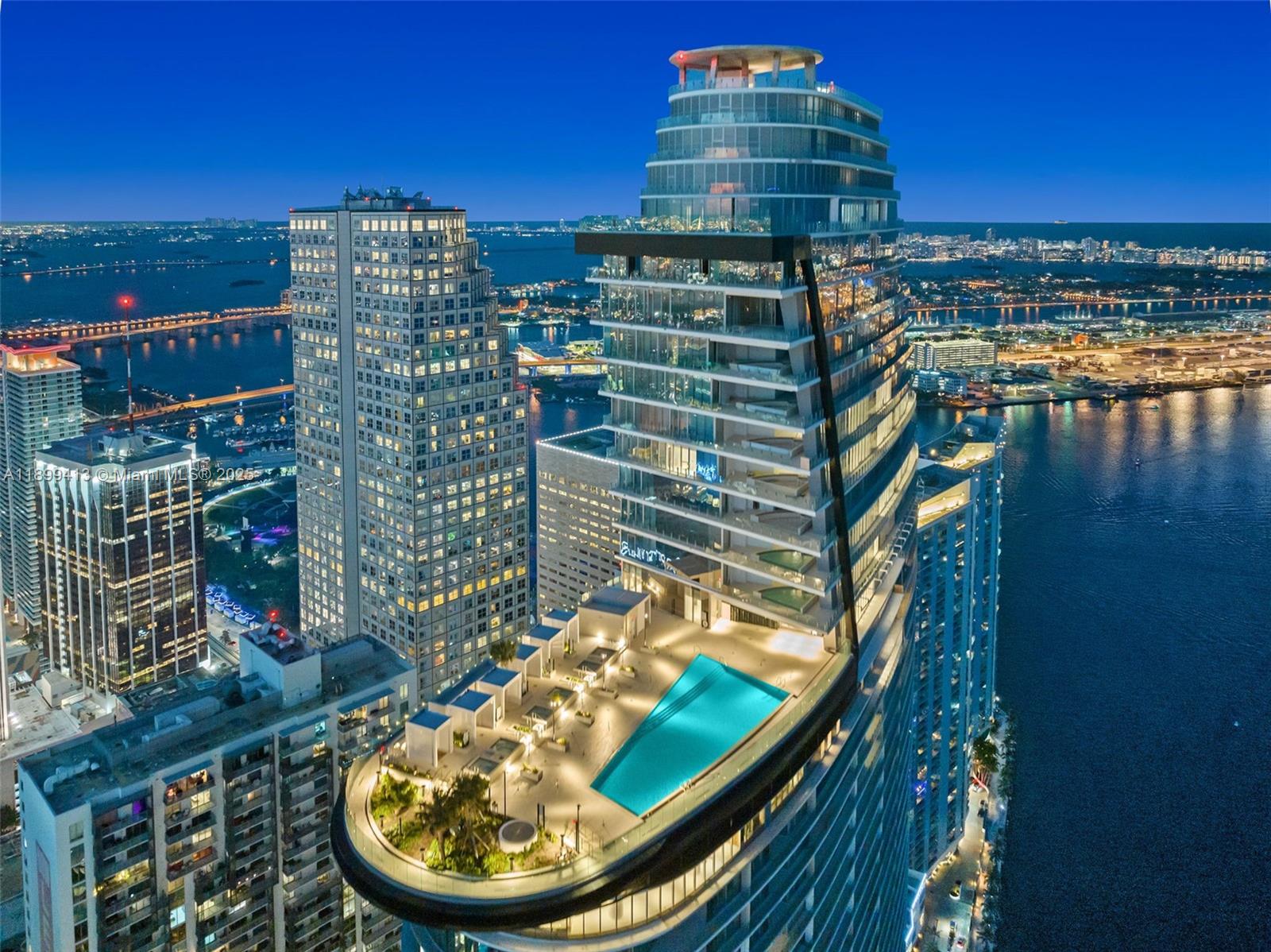 300 Biscayne Blvd Way #4909W