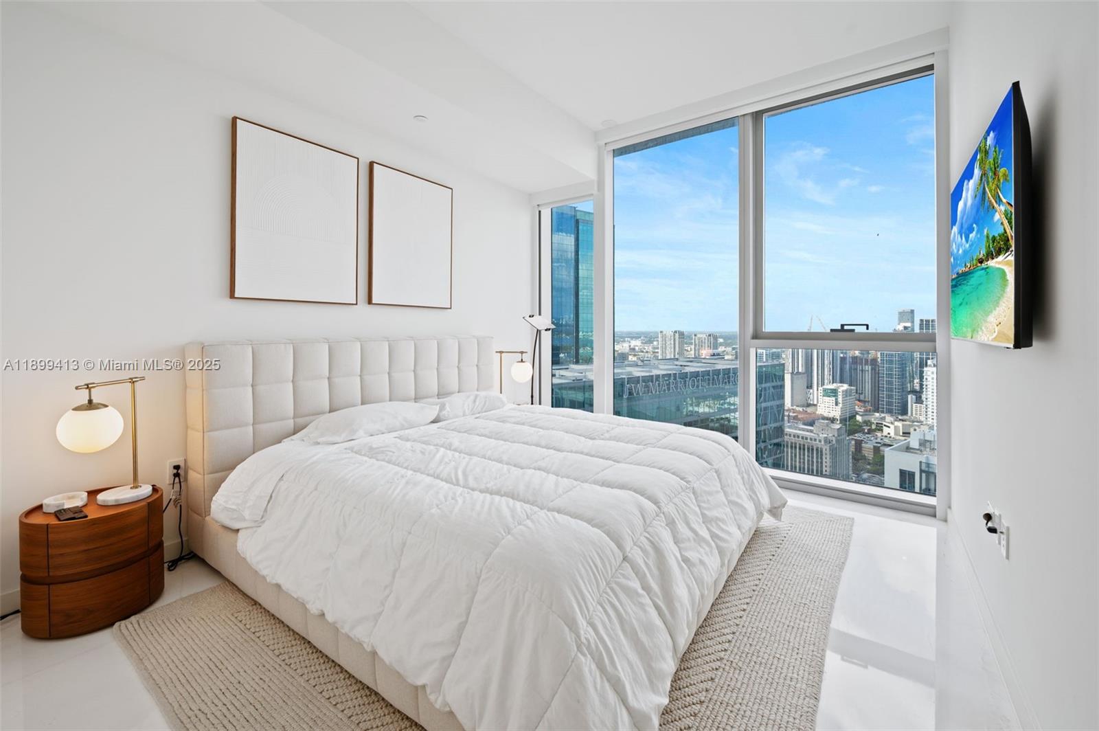 image Aston Martin Residences14