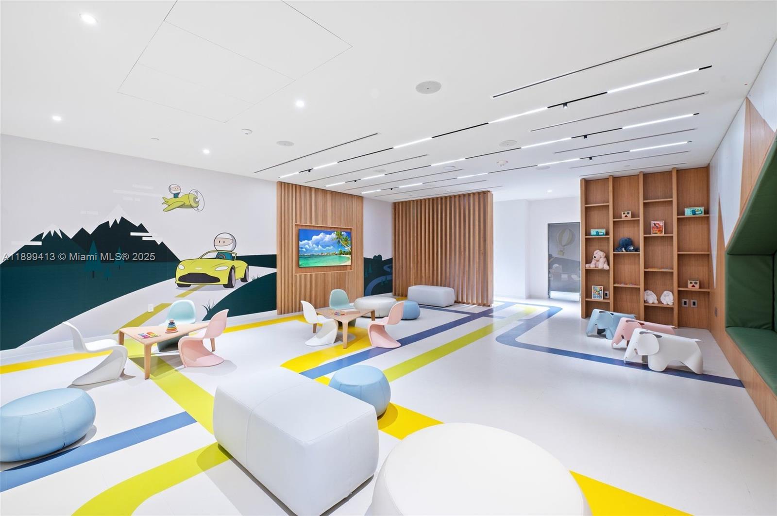 image Aston Martin Residences36