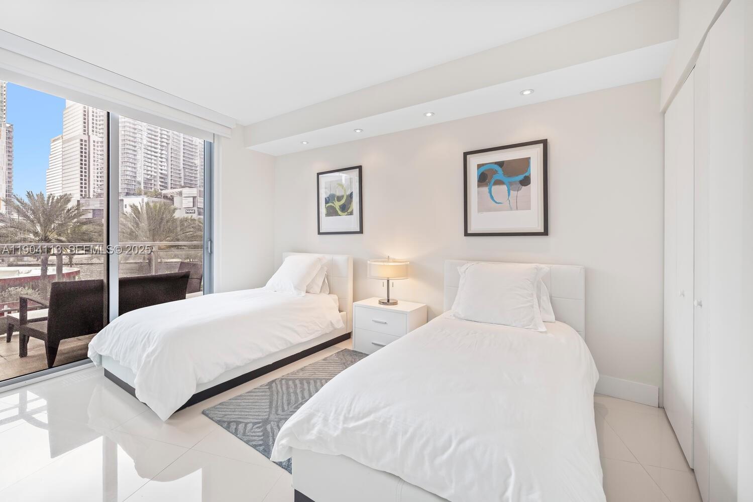 image Mint Condominium22