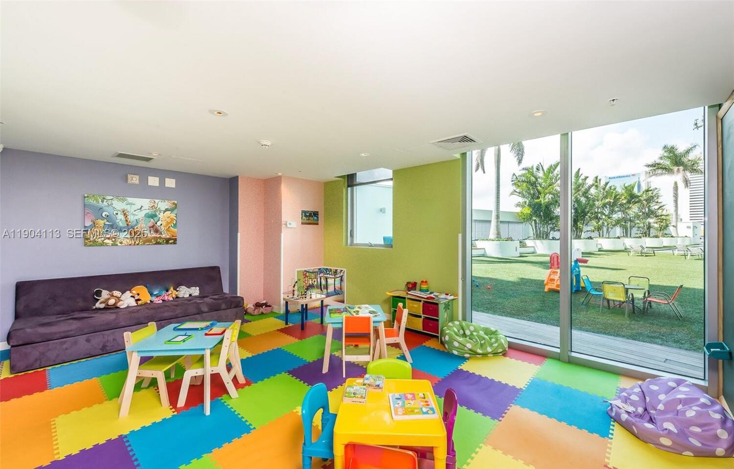 image Mint Condominium34