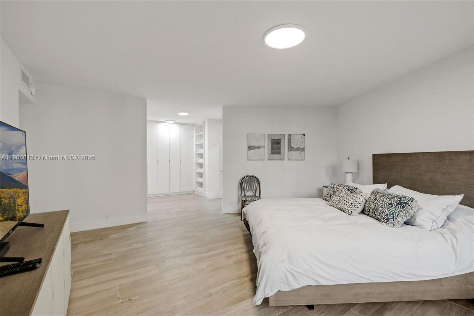 image Towers of Key Biscayne8