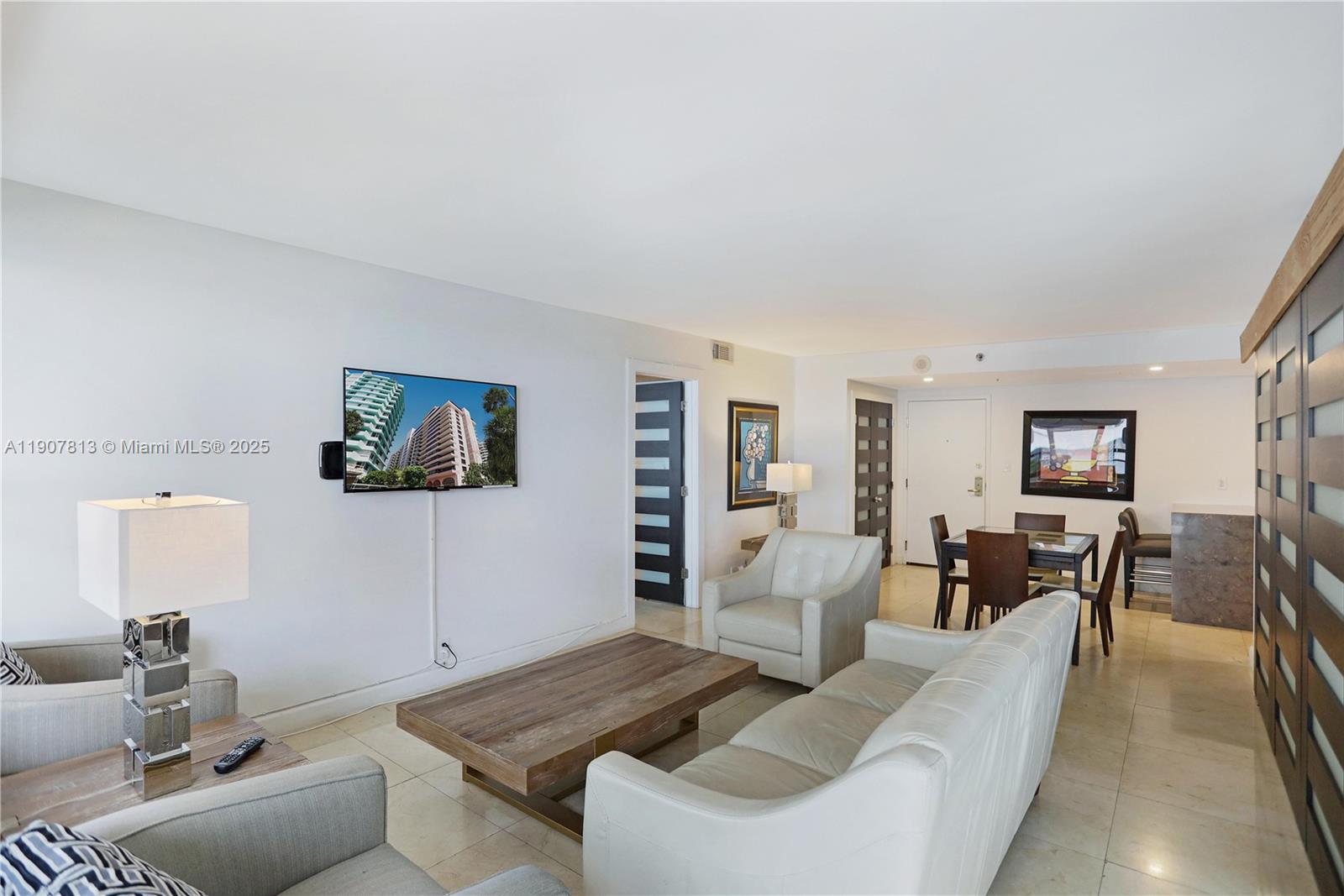 5225 Collins Ave #1216 Miami Beach, FL 33140