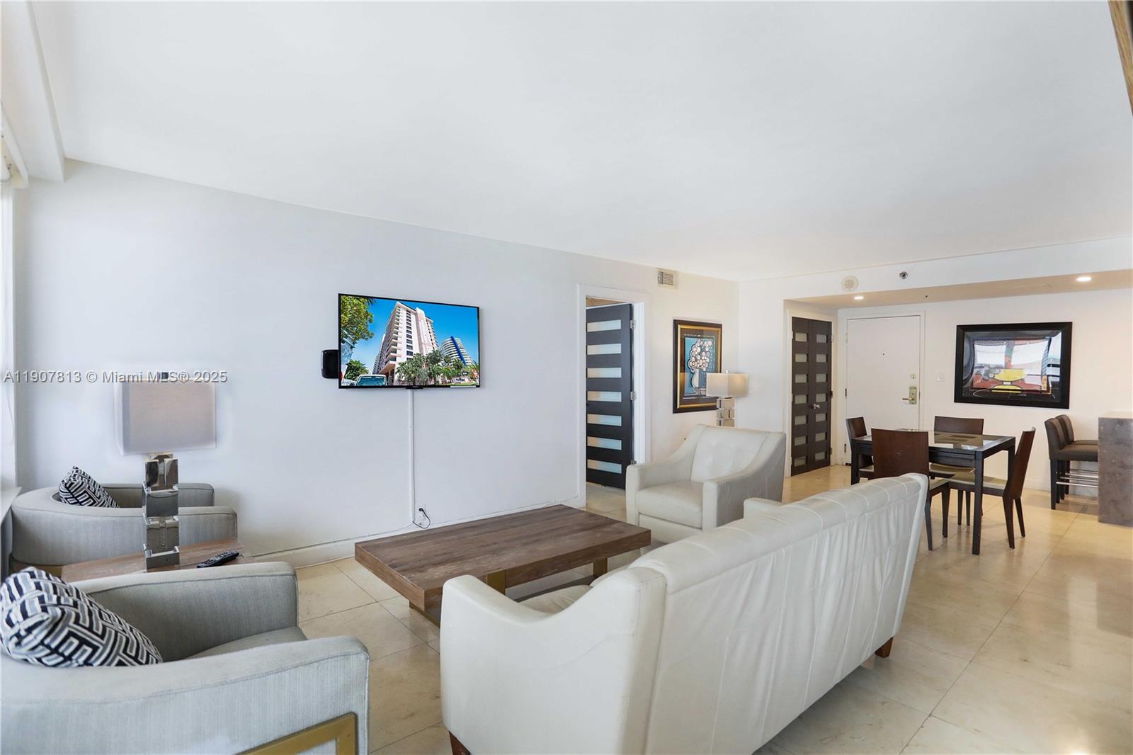 5225 Collins Ave #1216 Miami Beach, FL 33140