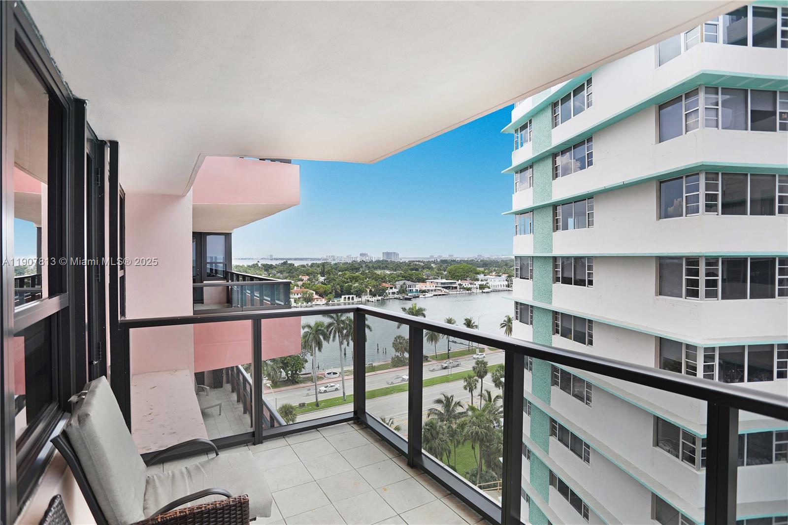 5225 Collins Ave #1216 Miami Beach, FL 33140