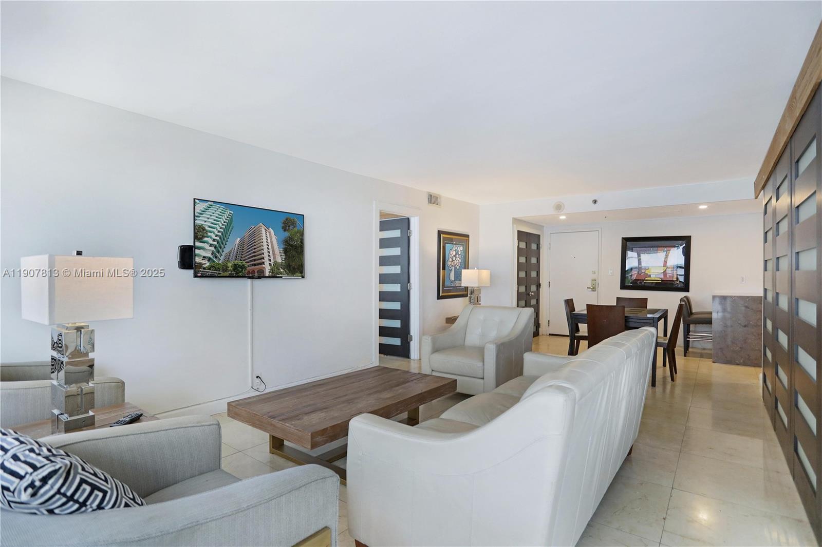 5225 Collins Ave #1216 Miami Beach, FL 33140