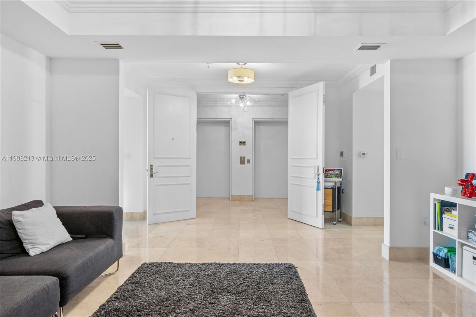 image The Peninsula Condo11