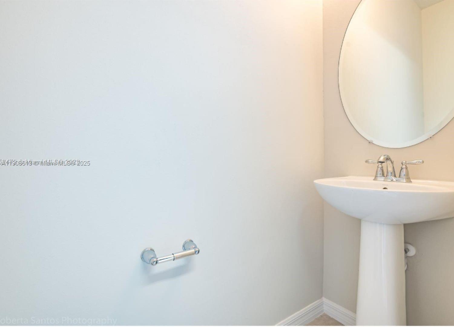 3932 Long Leaf Ln Hollywood, FL 33021