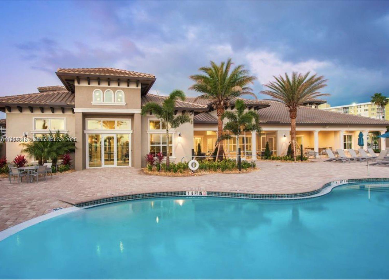 3932 Long Leaf Ln Hollywood, FL 33021