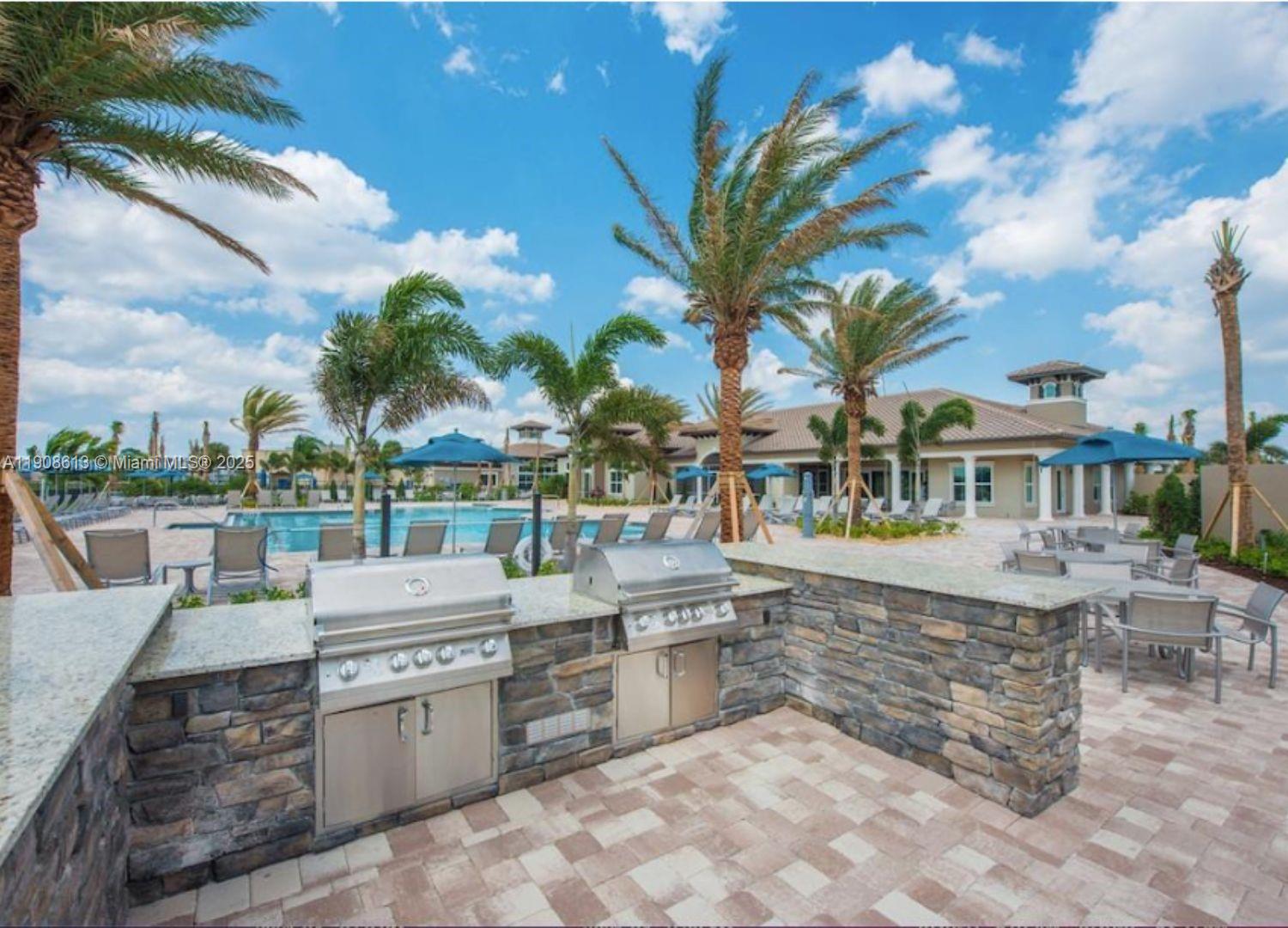 3932 Long Leaf Ln Hollywood, FL 33021