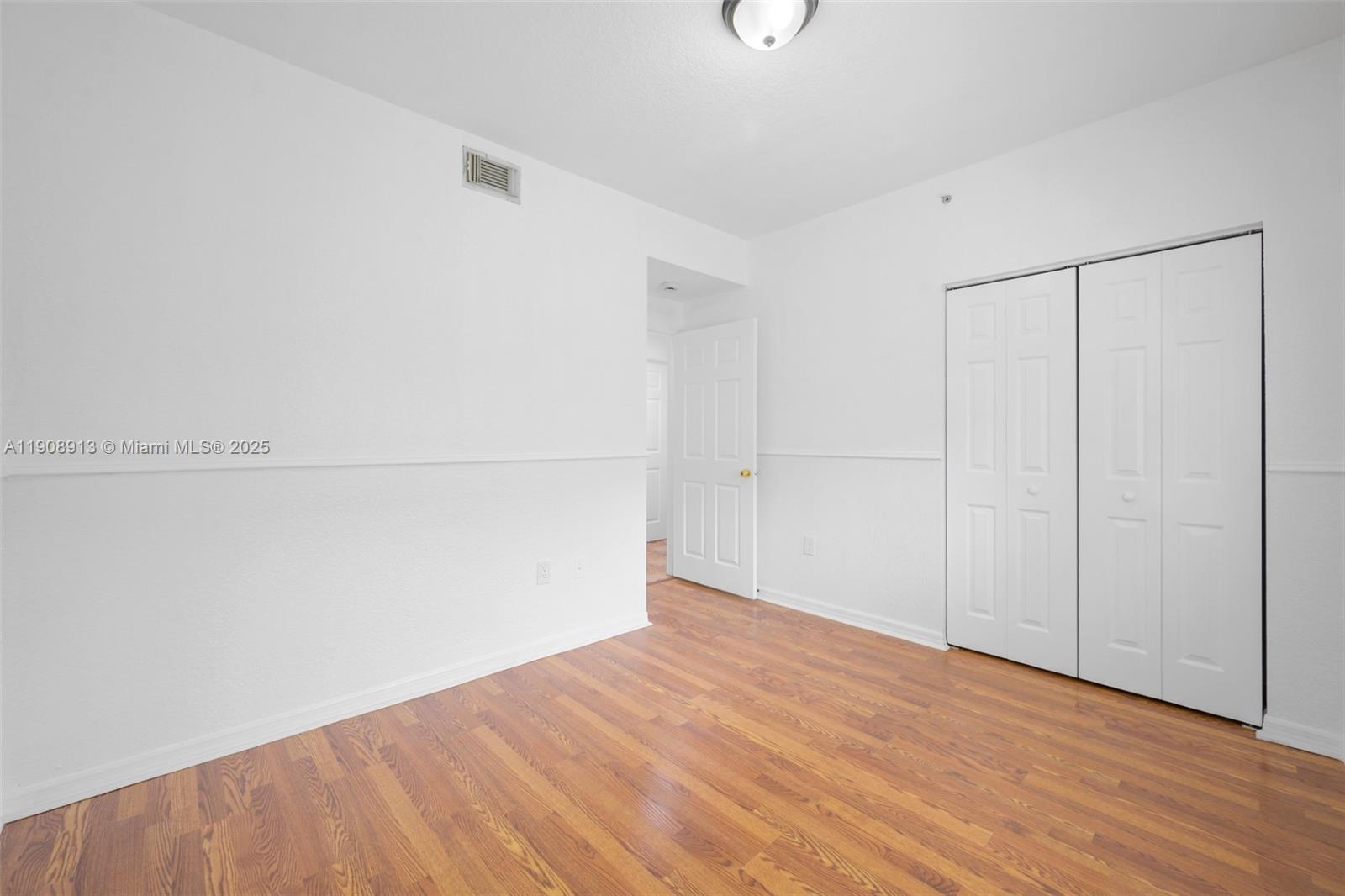 3378 W 80th St #102 Hialeah, FL 33018