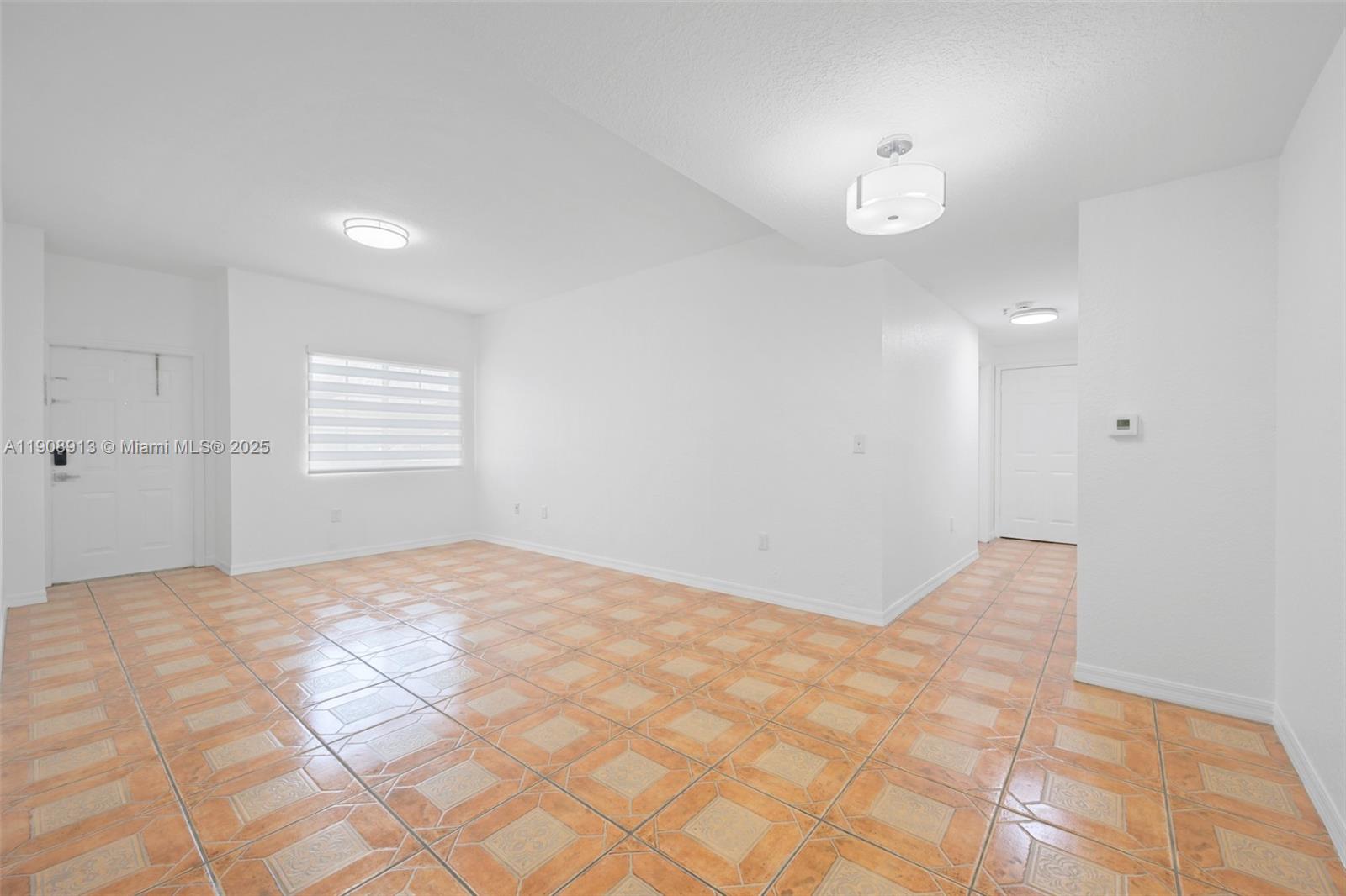 3378 W 80th St #102 Hialeah, FL 33018