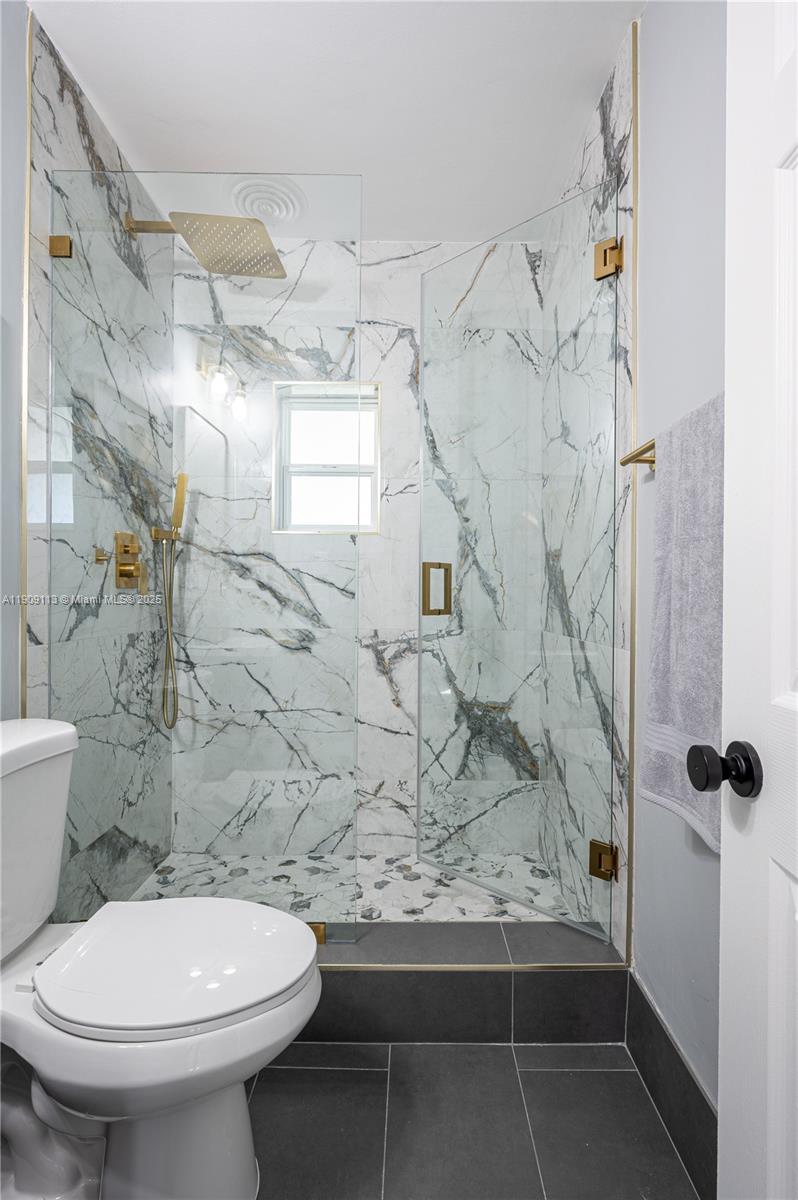 1236 NE 16th Ave Fort Lauderdale, FL 33304