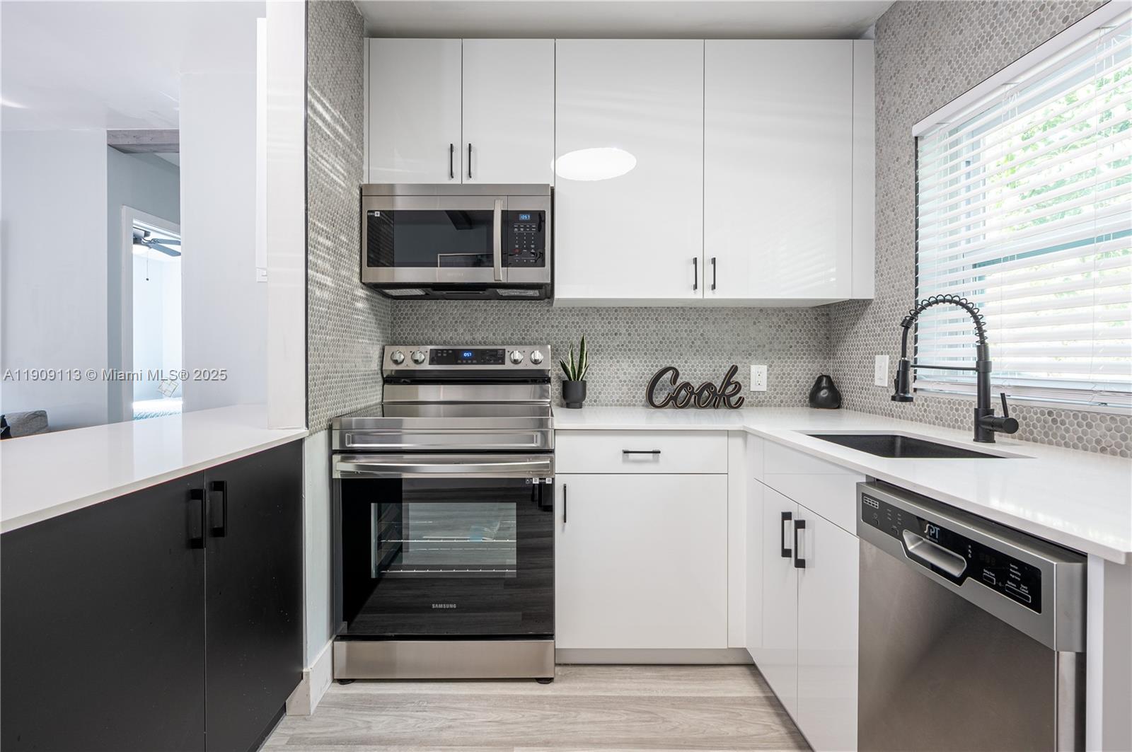 1236 NE 16th Ave Fort Lauderdale, FL 33304