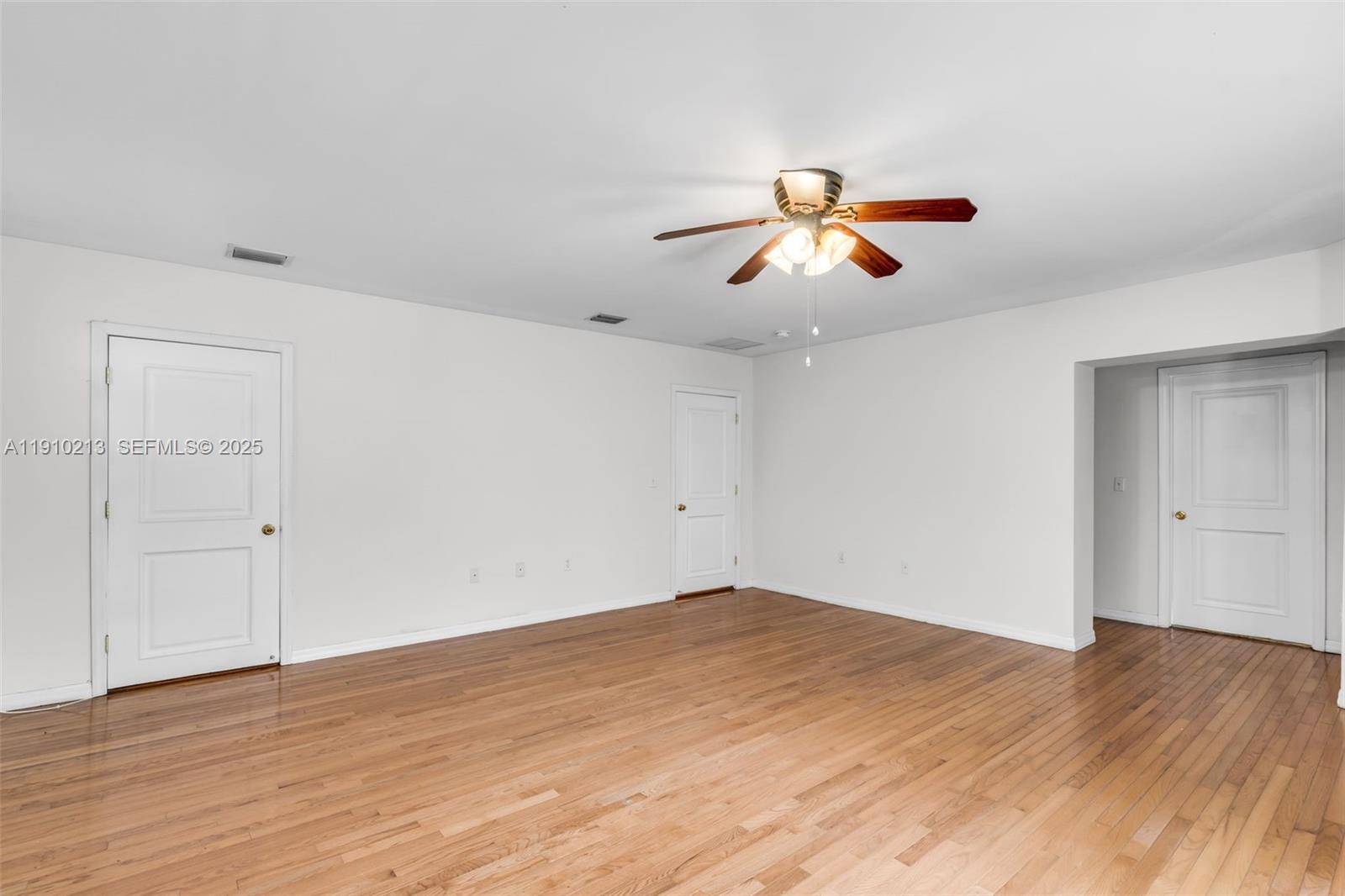 4416 SW 14th St Miami, FL 33134