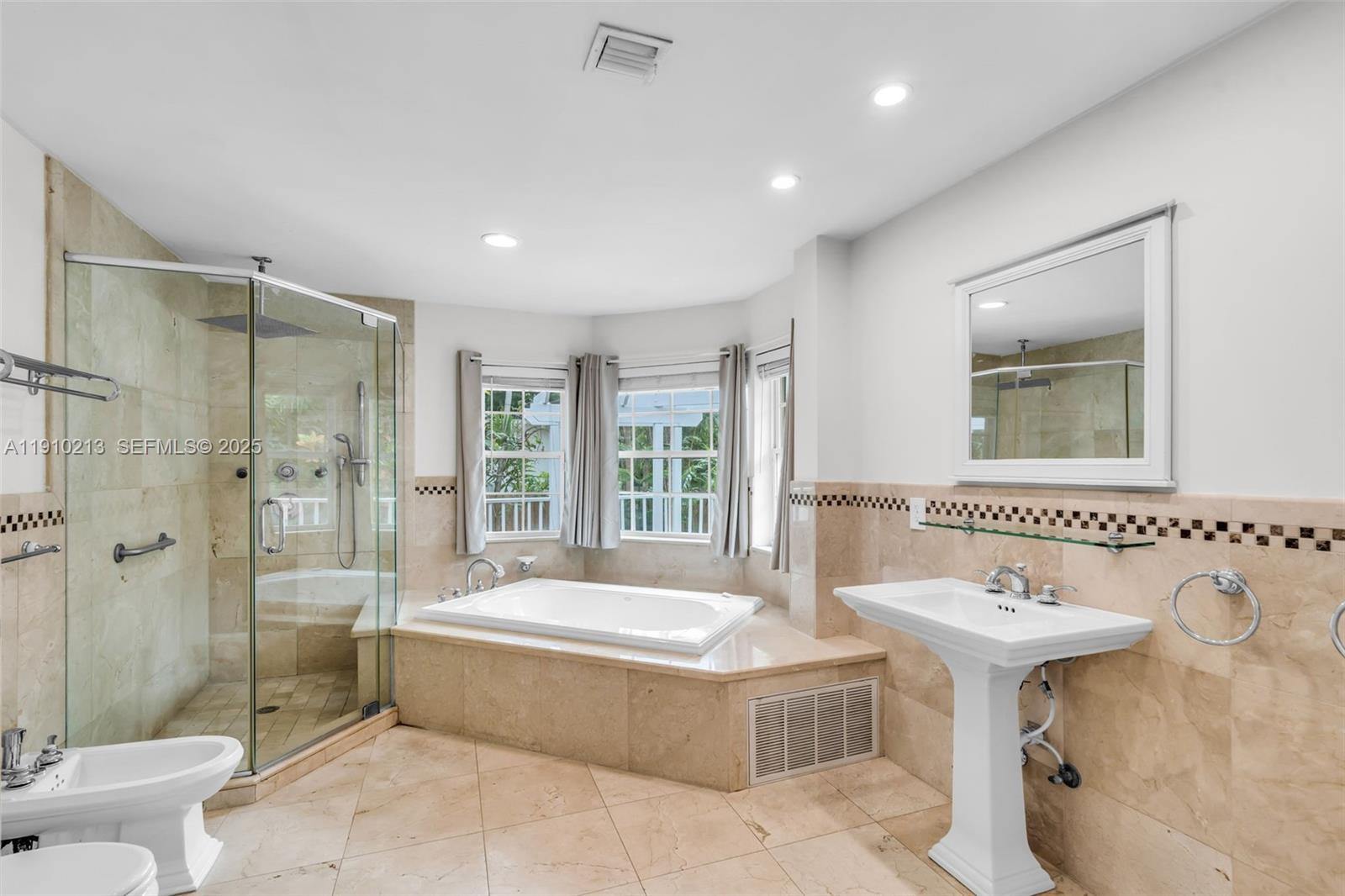 4416 SW 14th St Miami, FL 33134