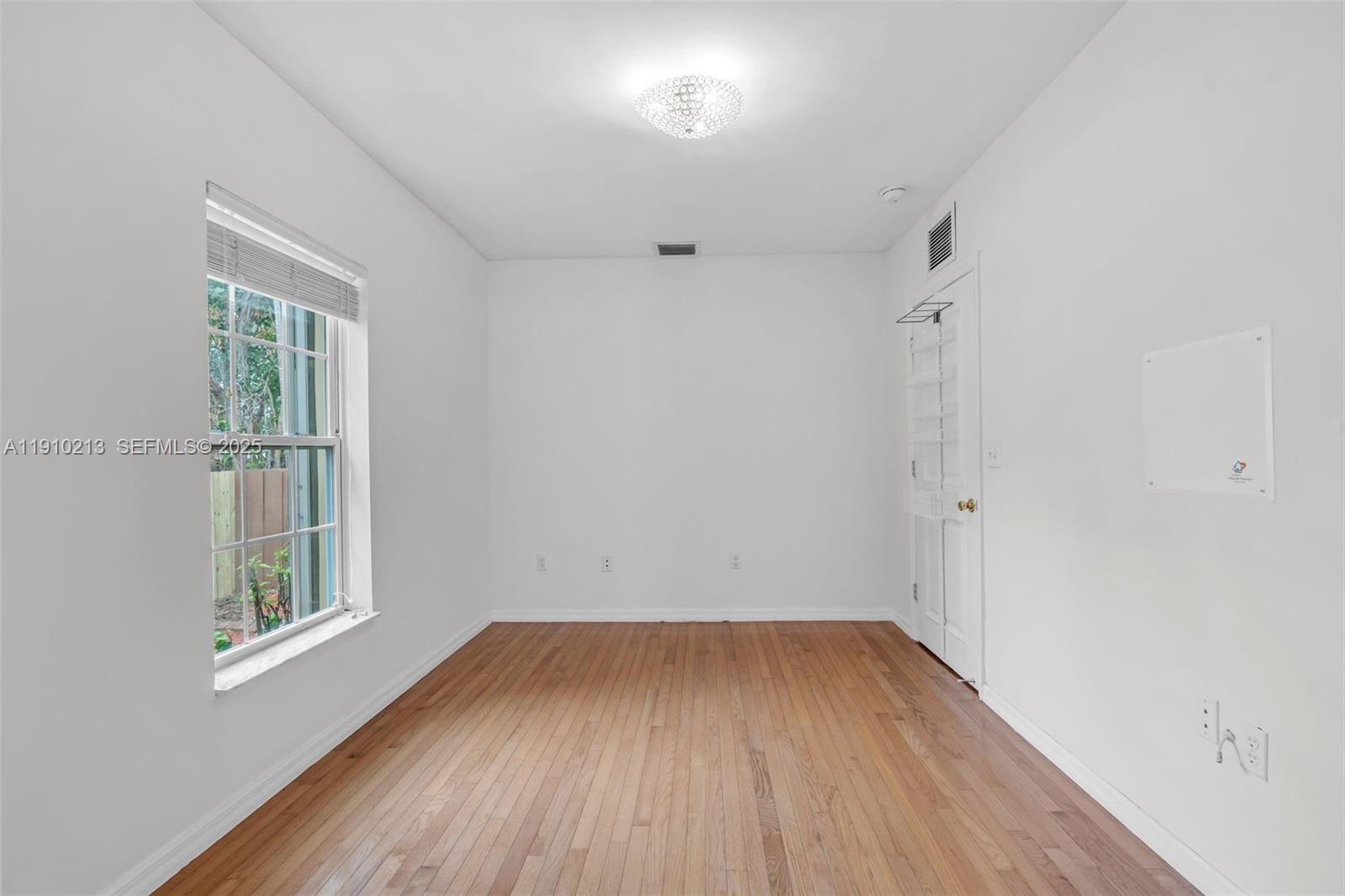 4416 SW 14th St Miami, FL 33134