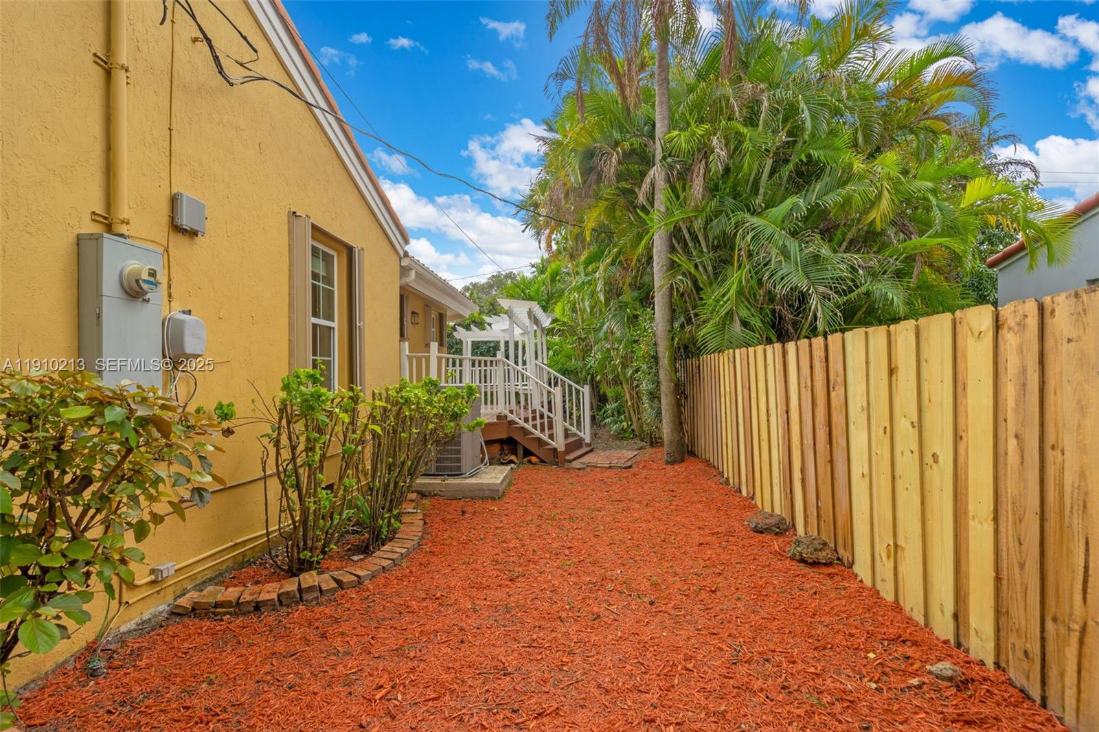 4416 SW 14th St Miami, FL 33134