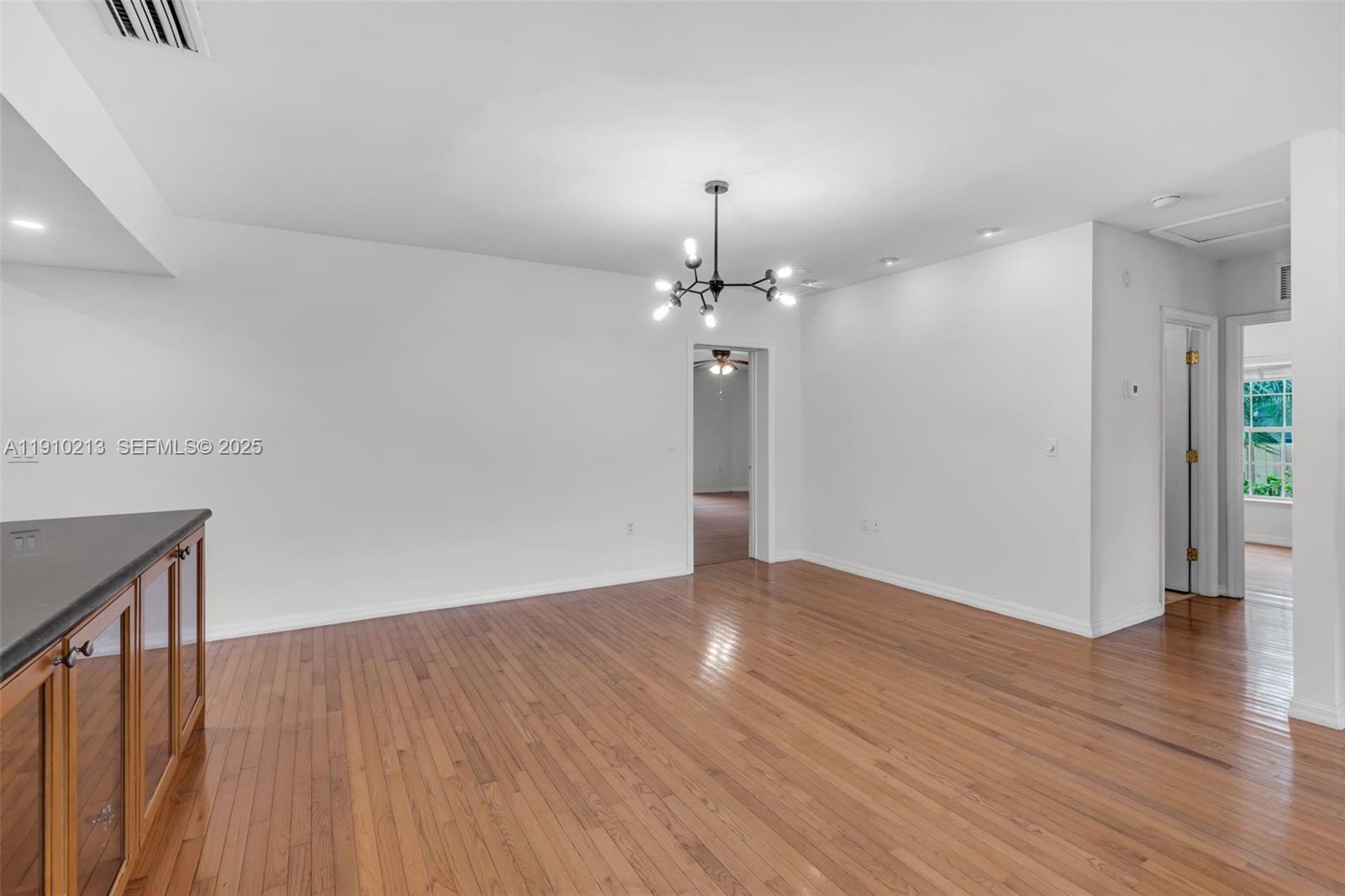 4416 SW 14th St Miami, FL 33134