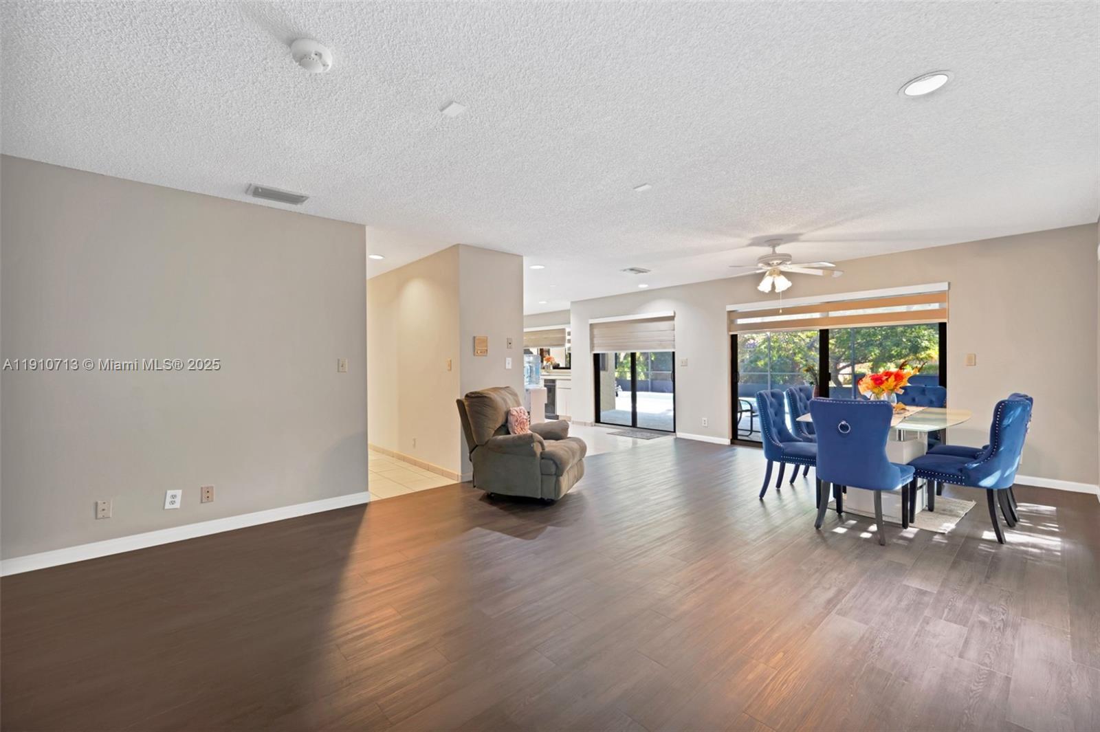 13575 SW 69th Ct Pinecrest, FL 33156