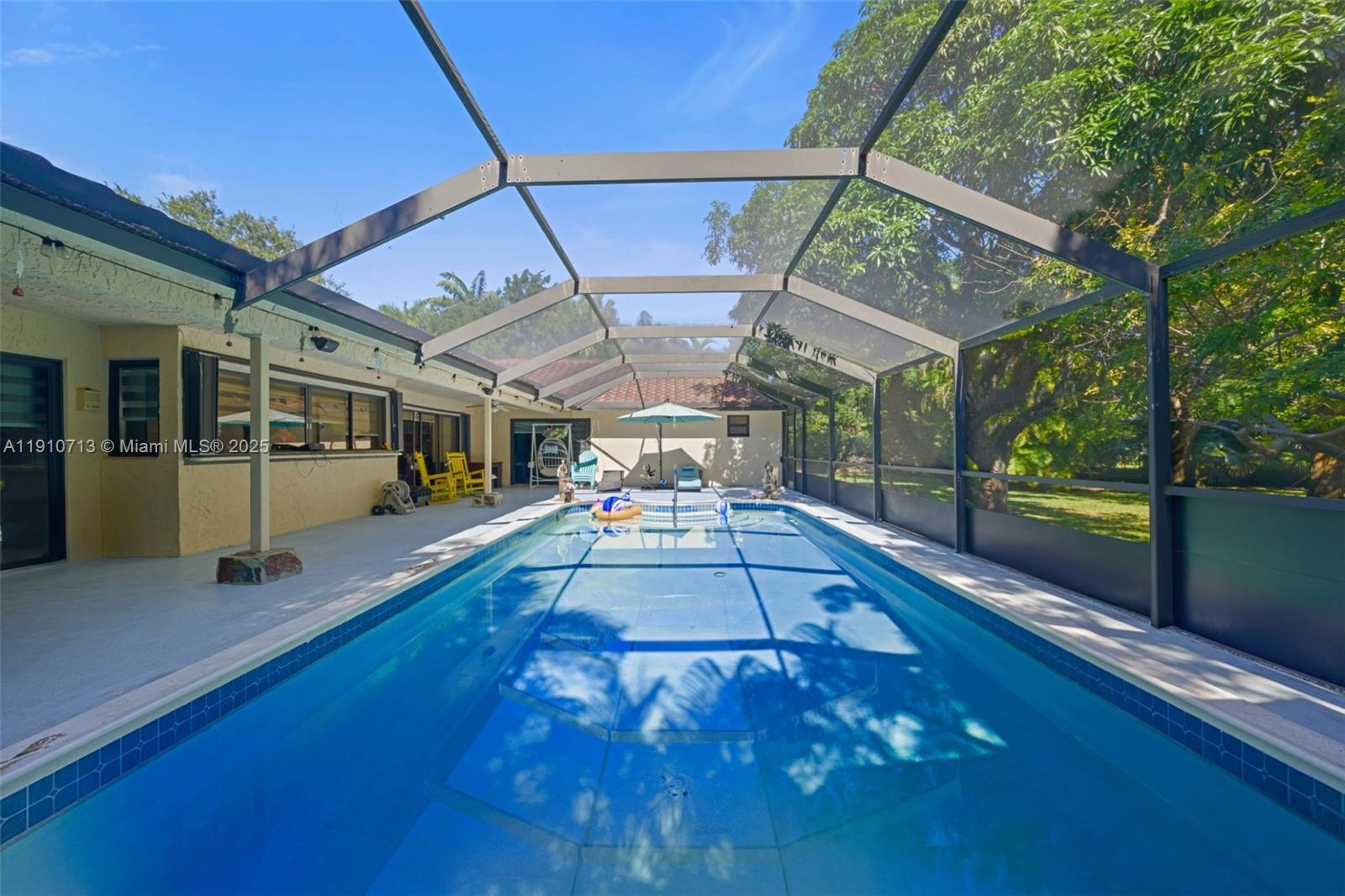 13575 SW 69th Ct Pinecrest, FL 33156