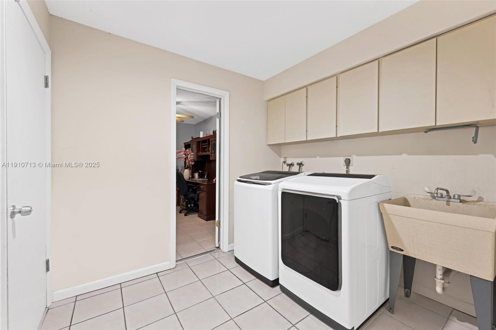 13575 SW 69th Ct Pinecrest, FL 33156