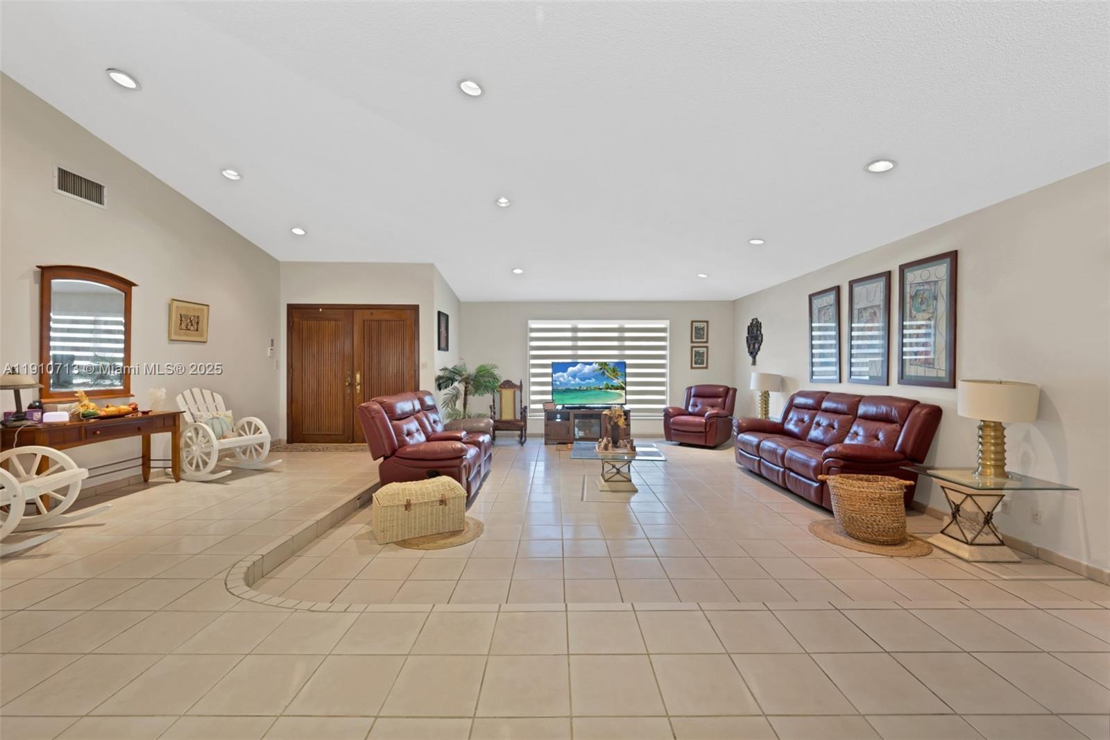 13575 SW 69th Ct Pinecrest, FL 33156