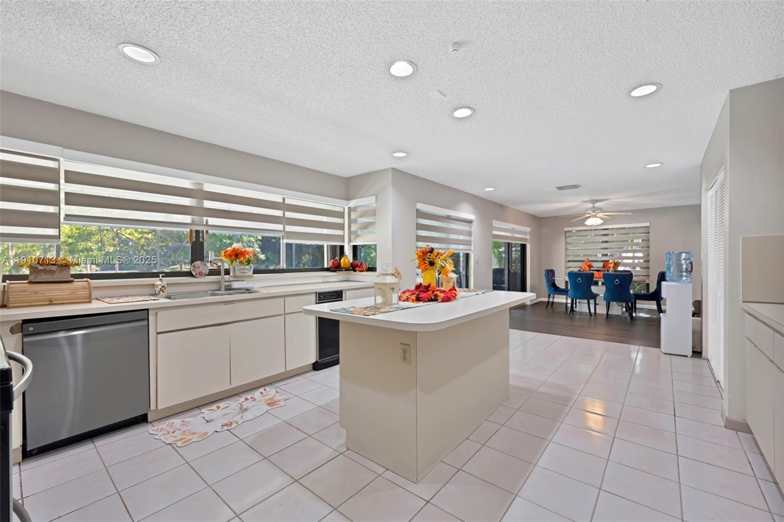 13575 SW 69th Ct Pinecrest, FL 33156