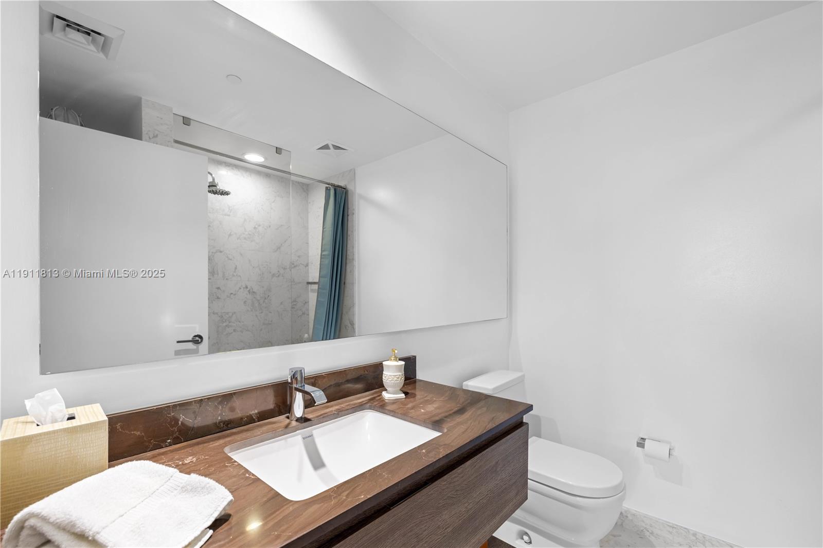 350 E Ocean Dr #301N Key Biscayne, FL 33149