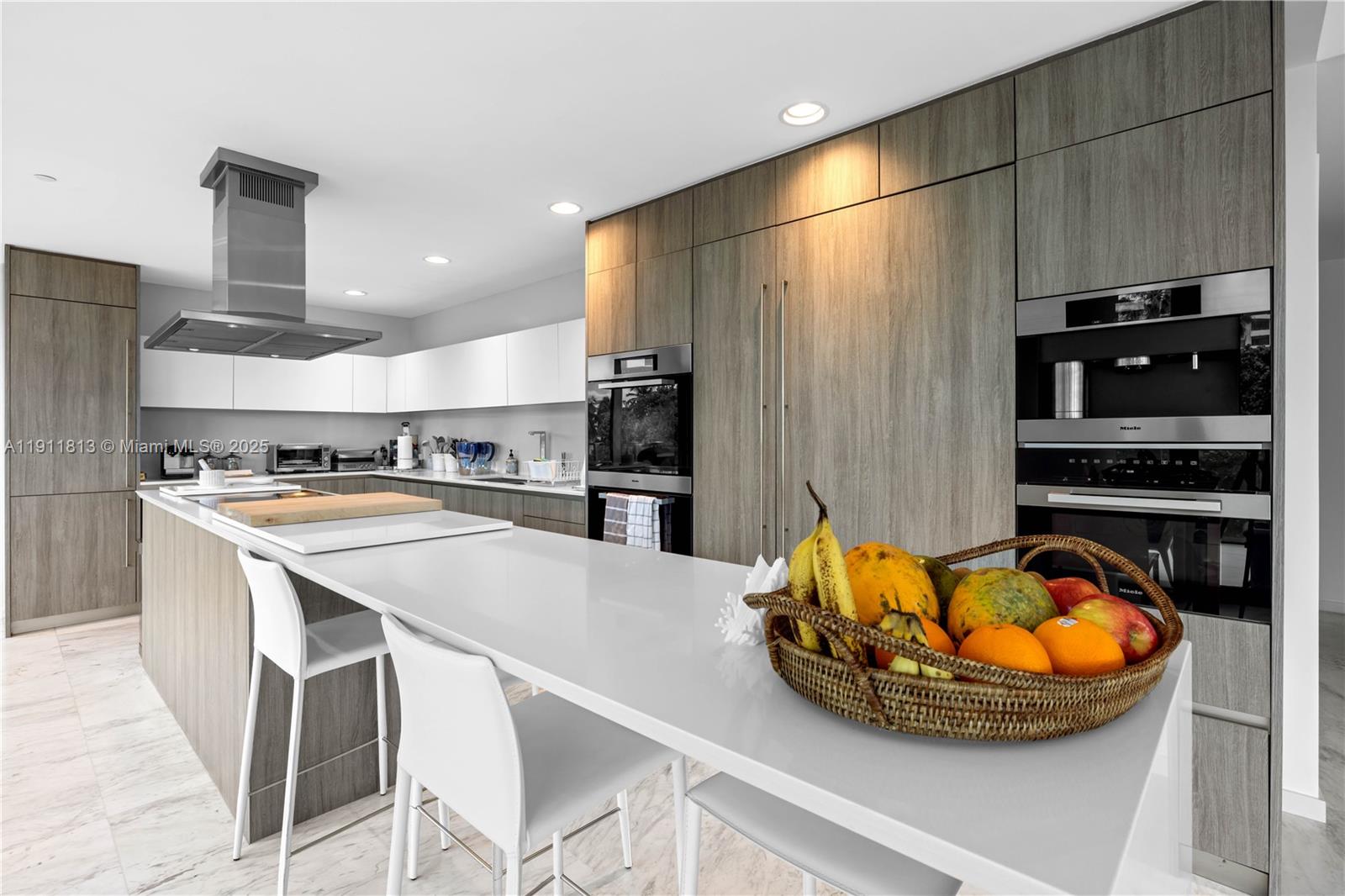 350 E Ocean Dr #301N Key Biscayne, FL 33149