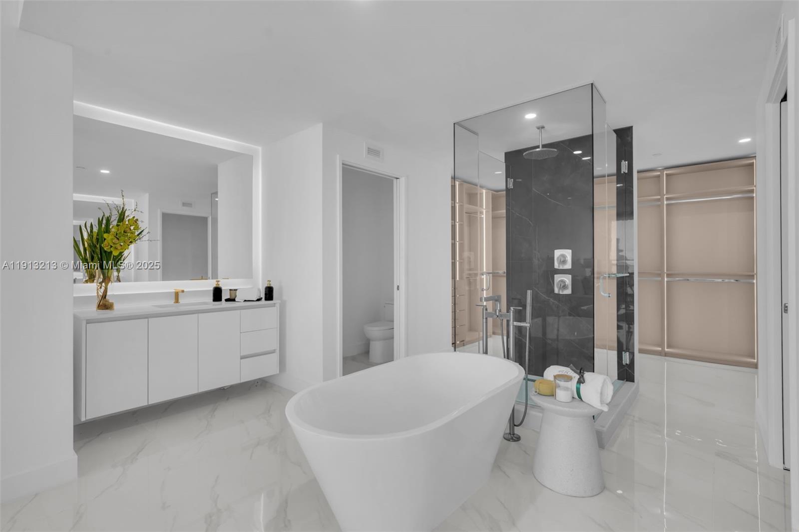 700 NE 24th St #5602 Miami, FL 33137