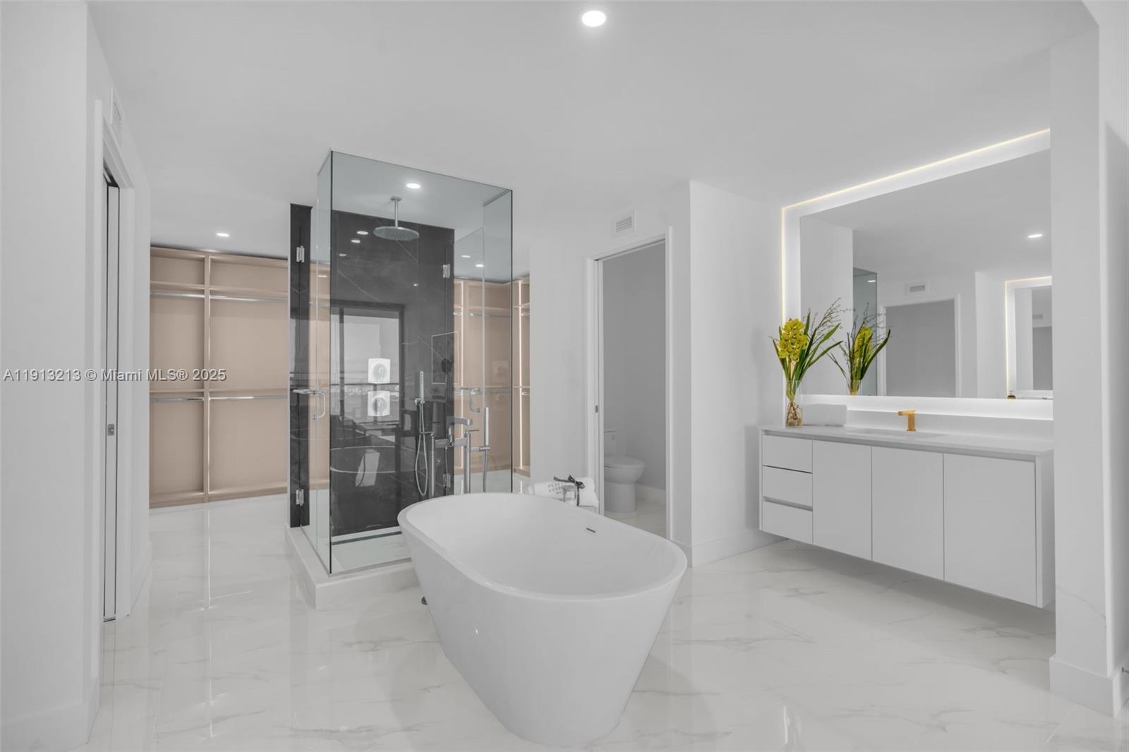 700 NE 24th St #5602 Miami, FL 33137