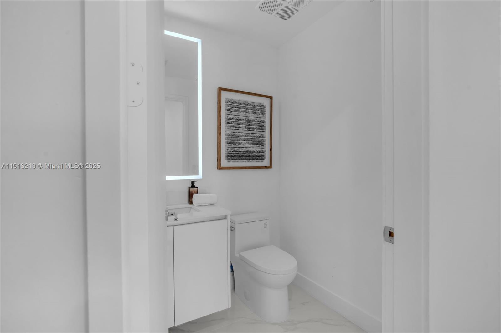 700 NE 24th St #5602 Miami, FL 33137