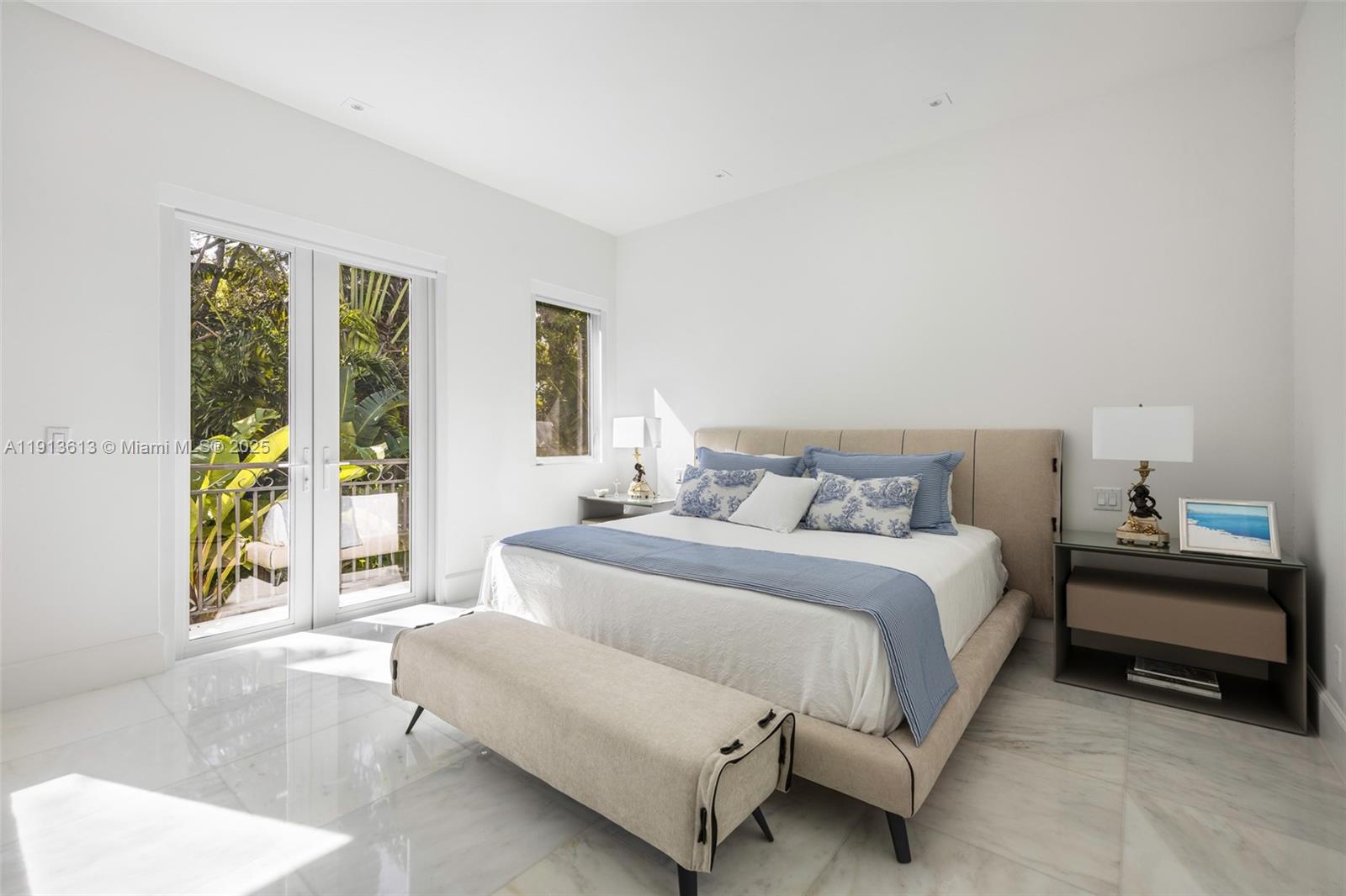 2760 Brickell Ct #2760 Miami, FL 33129