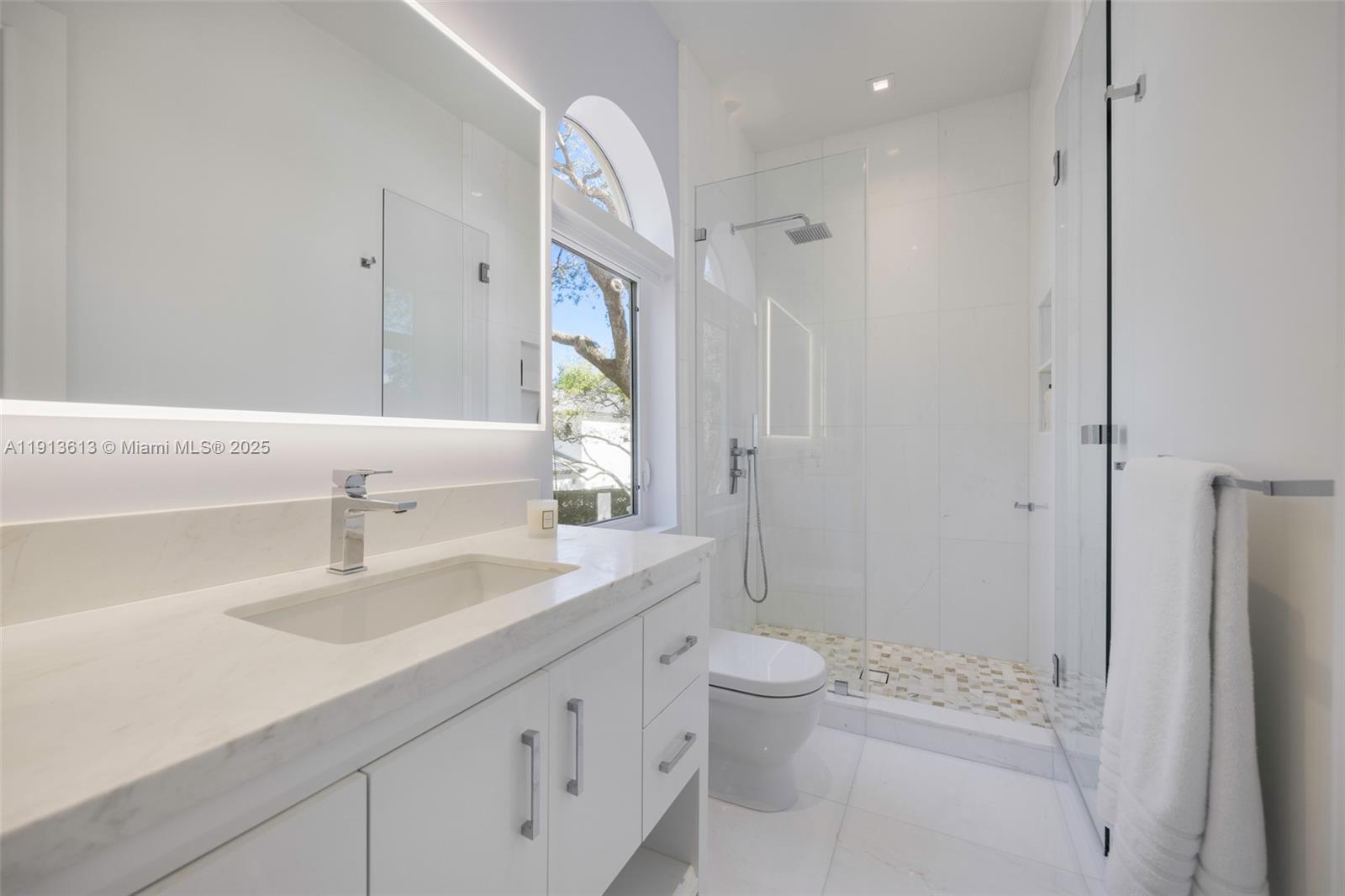 2760 Brickell Ct #2760 Miami, FL 33129