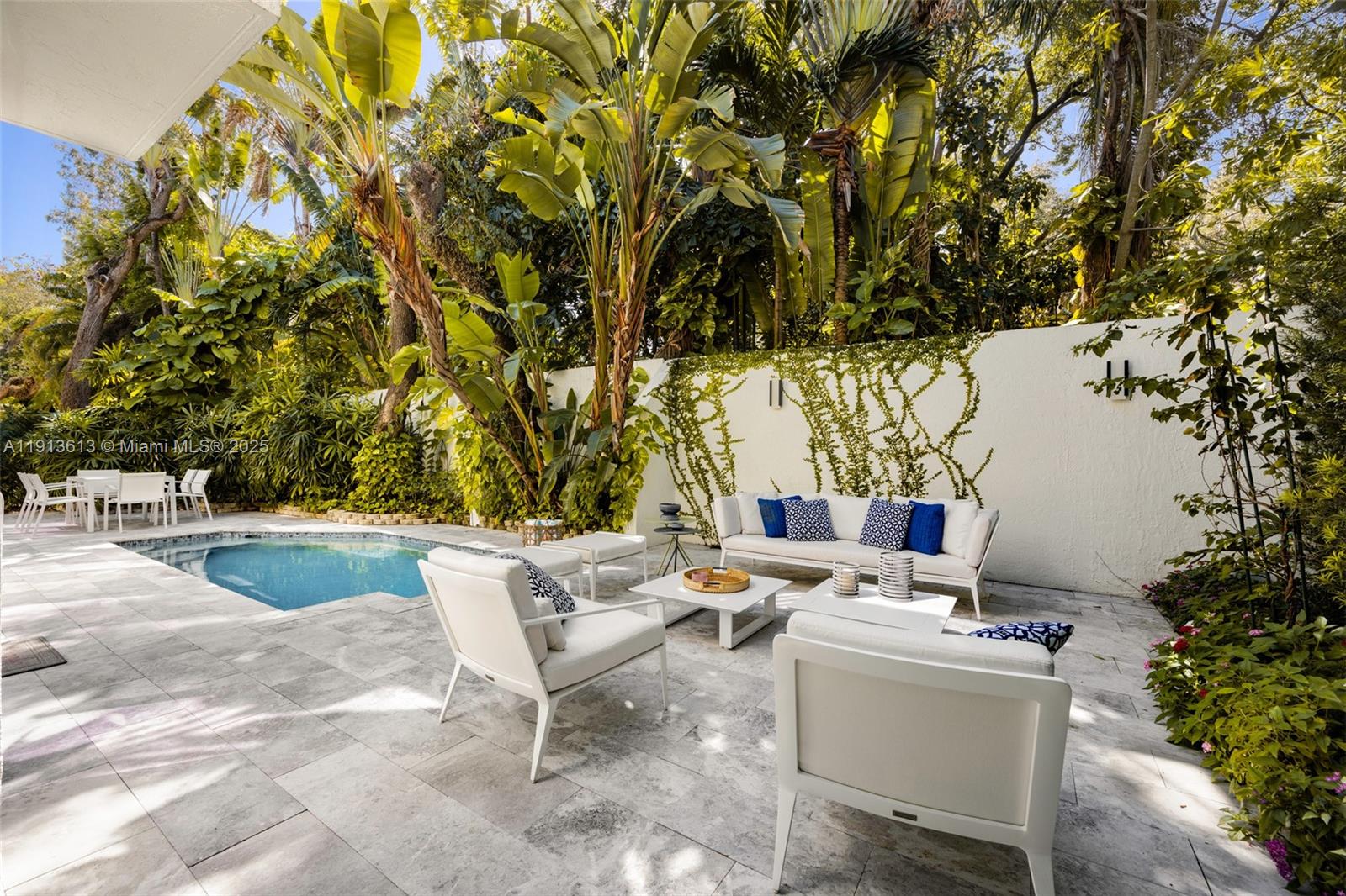 2760 Brickell Ct #2760 Miami, FL 33129