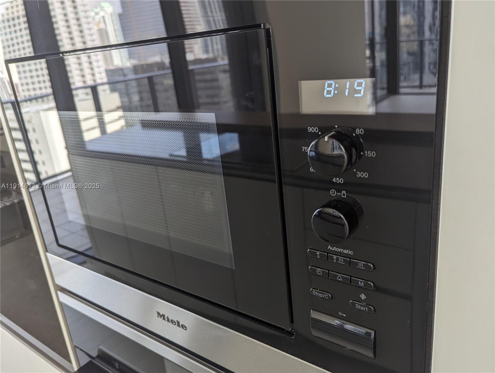 image Brickell Flatiron40