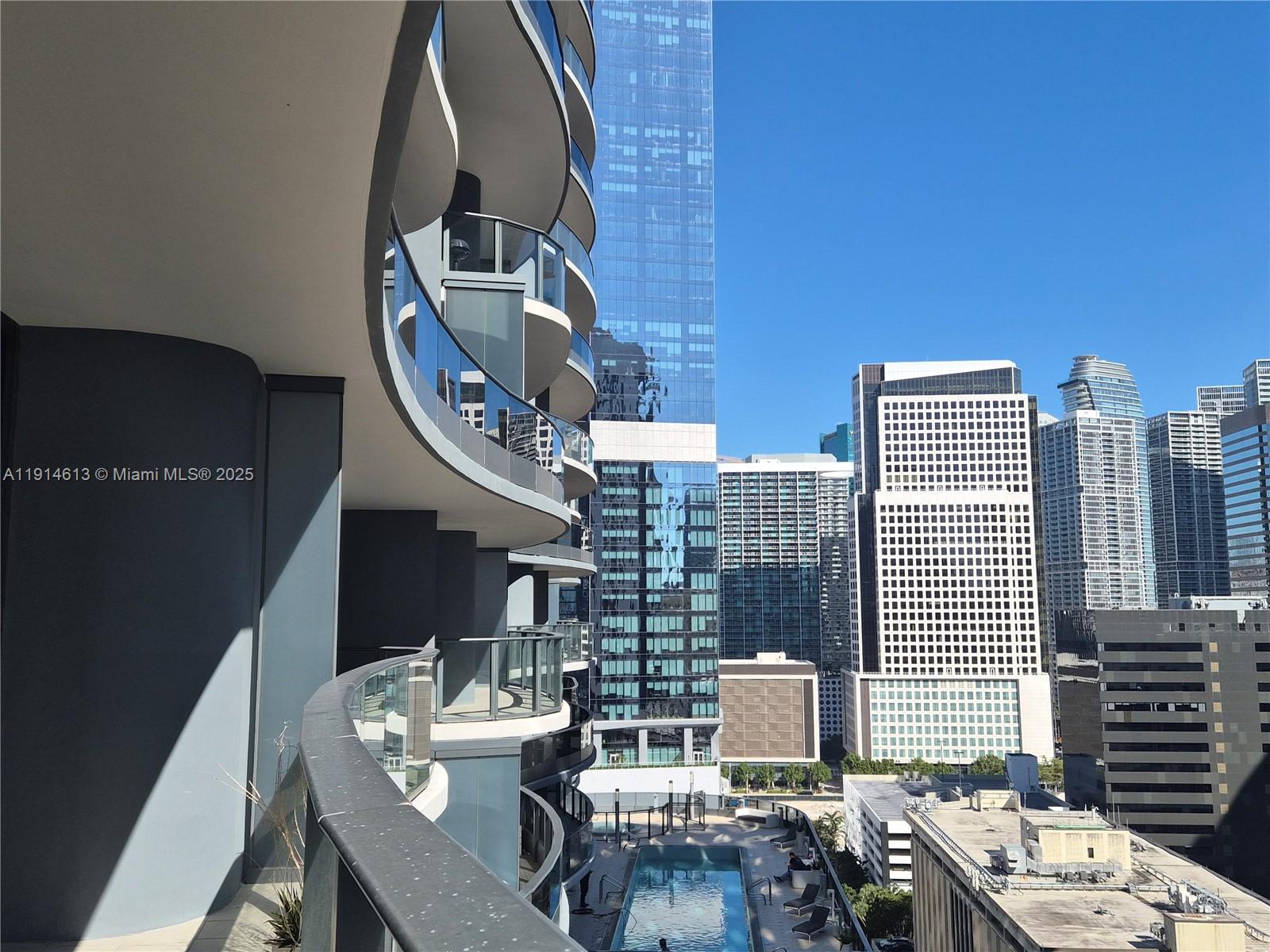 image Brickell Flatiron50