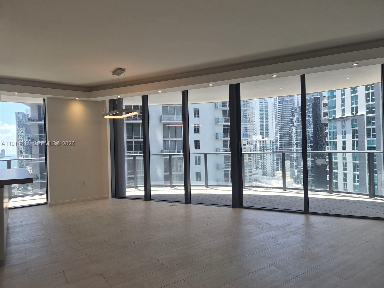 image Brickell Flatiron77