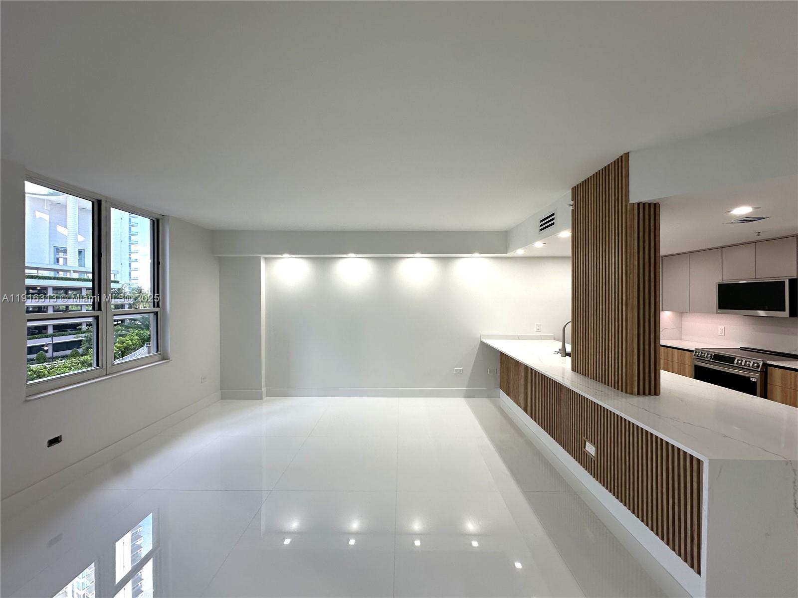 701 Brickell Key Blvd #507 Miami, FL 33131