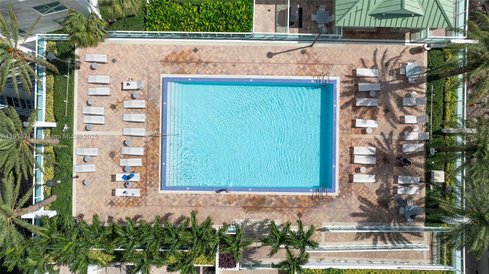 41 SE 5th St #1212 Miami, FL 33131