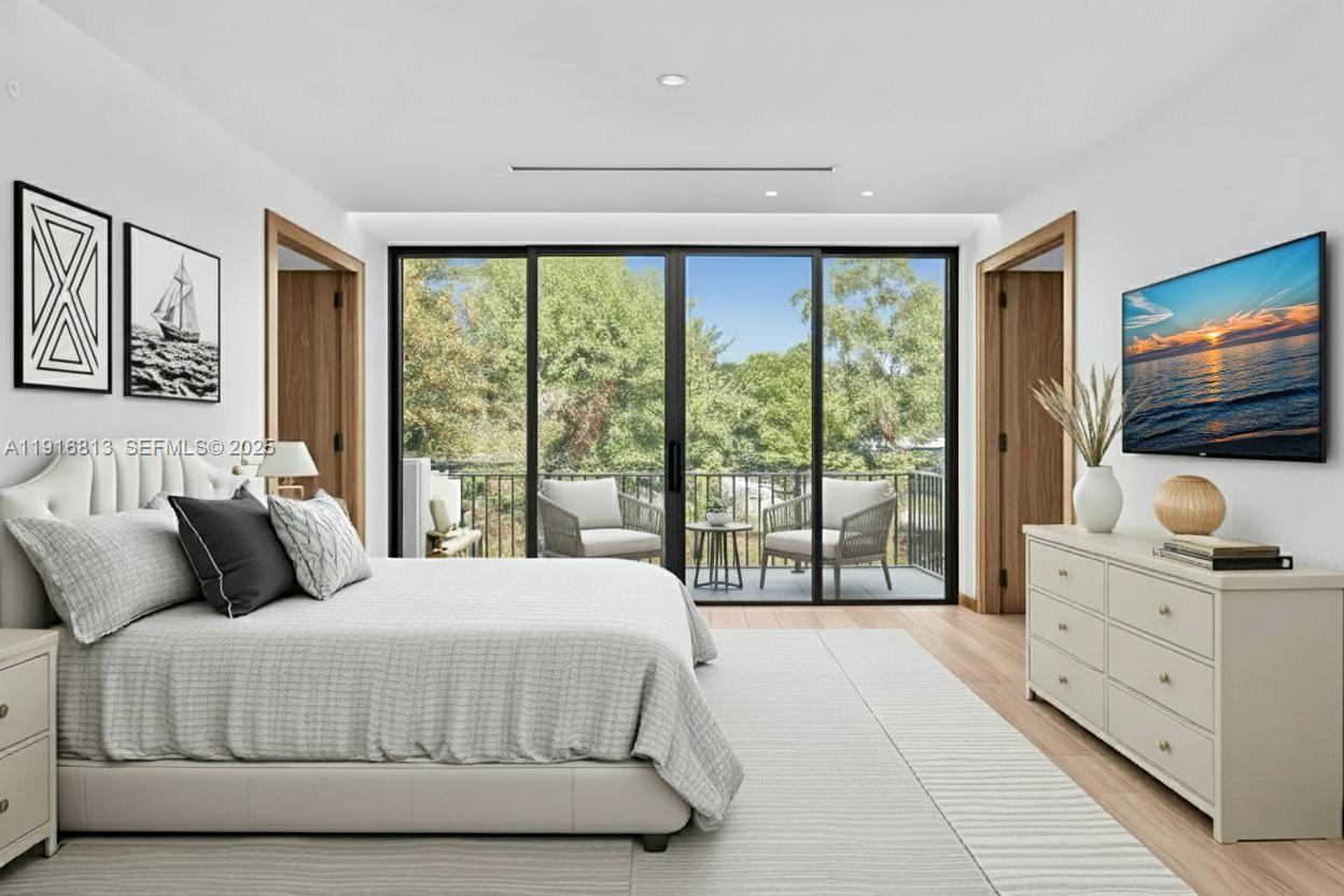 2175 SW 25th St Miami, FL 33133