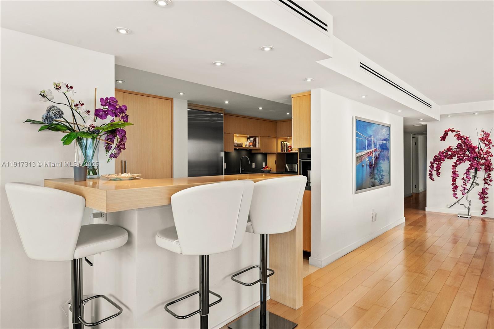 1 Grove Isle Dr #A910 Miami, FL 33133