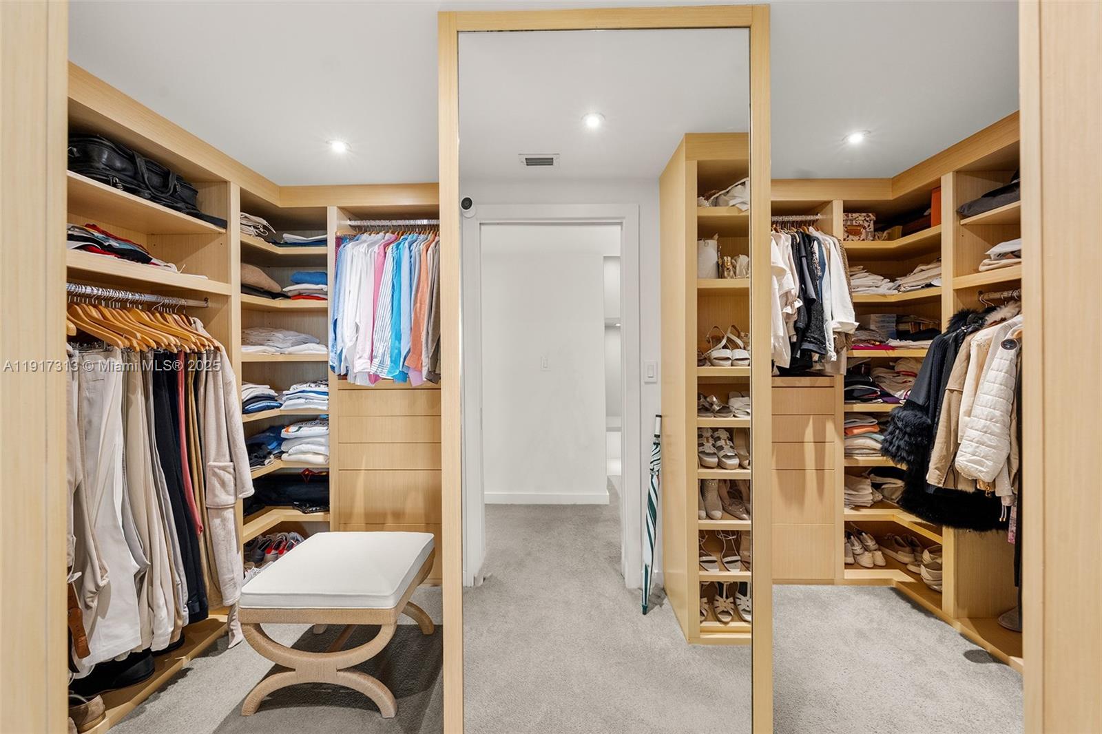 1 Grove Isle Dr #A910 Miami, FL 33133